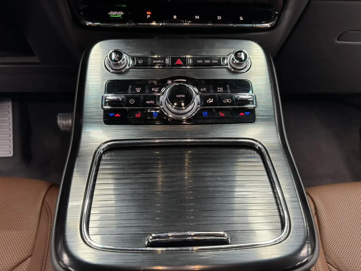 Lincoln Nautilus 2021 2.0T 4WD Premium