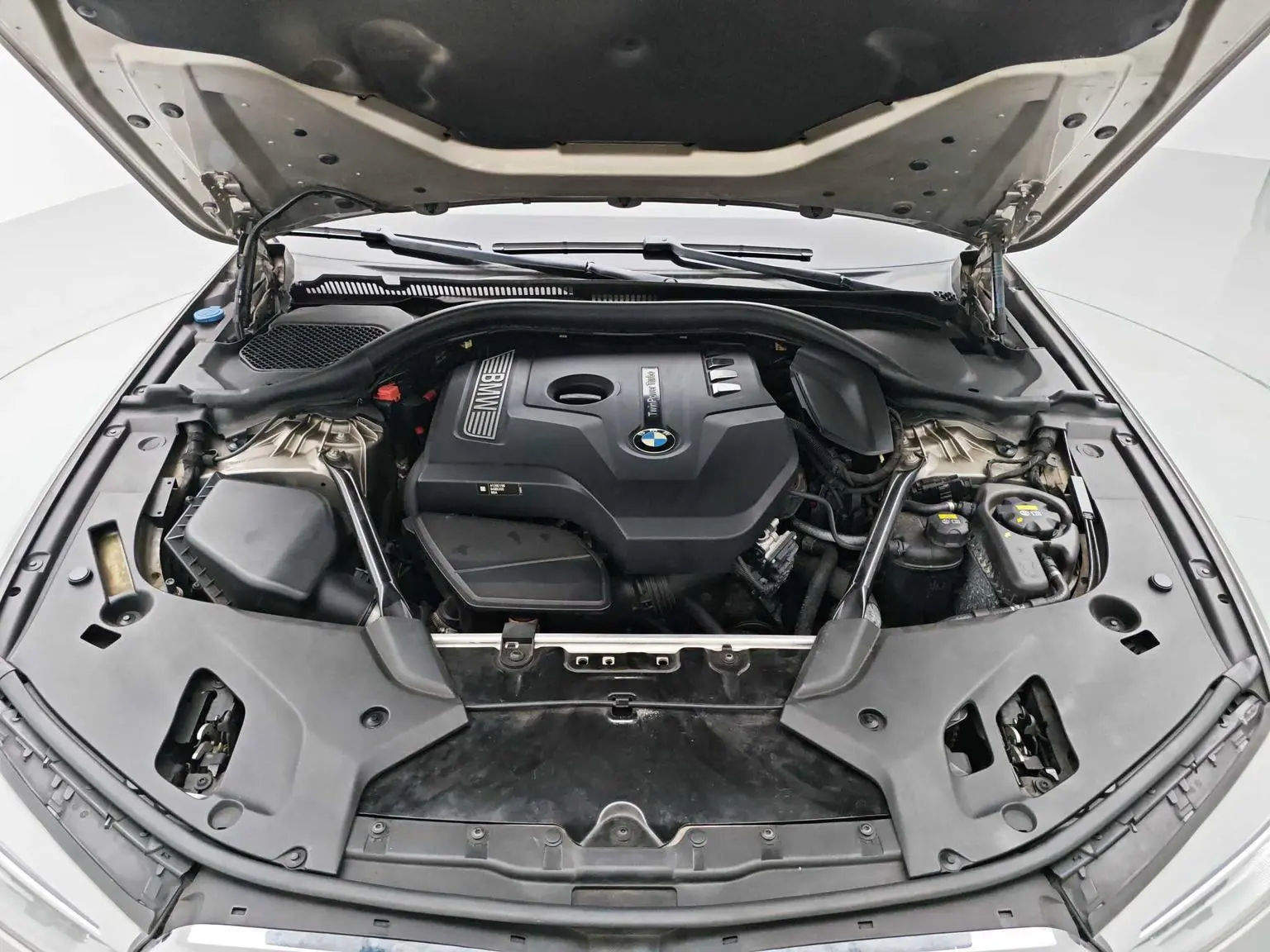BMW 5 Series 2018 530Li Premium Plus Luxury Package