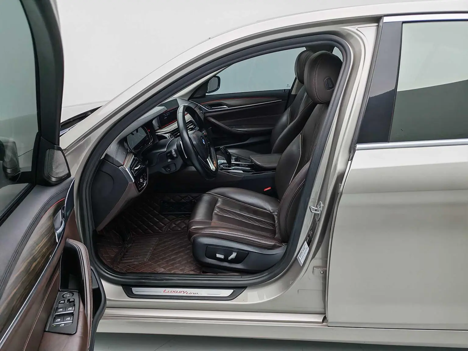 BMW 5 Series 2018 530Li Premium Plus Luxury Package