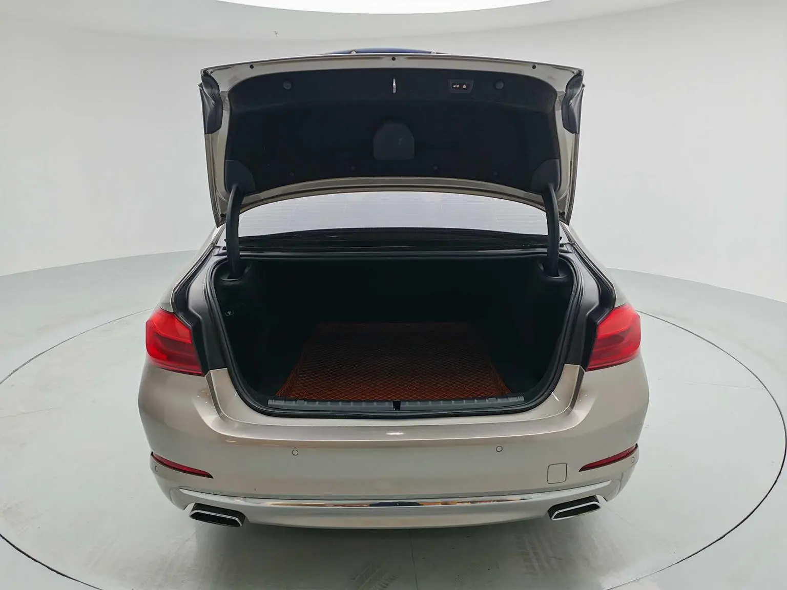 BMW 5 Series 2018 530Li Premium Plus Luxury Package