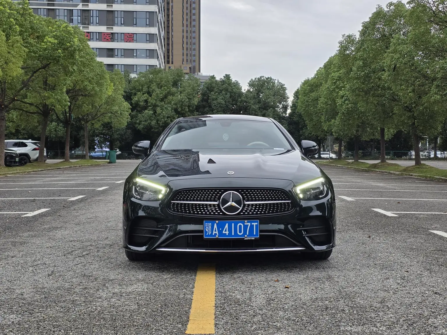 Mercedes-Benz E Class ( Import ) 2023 E 260 4MATIC Coupe