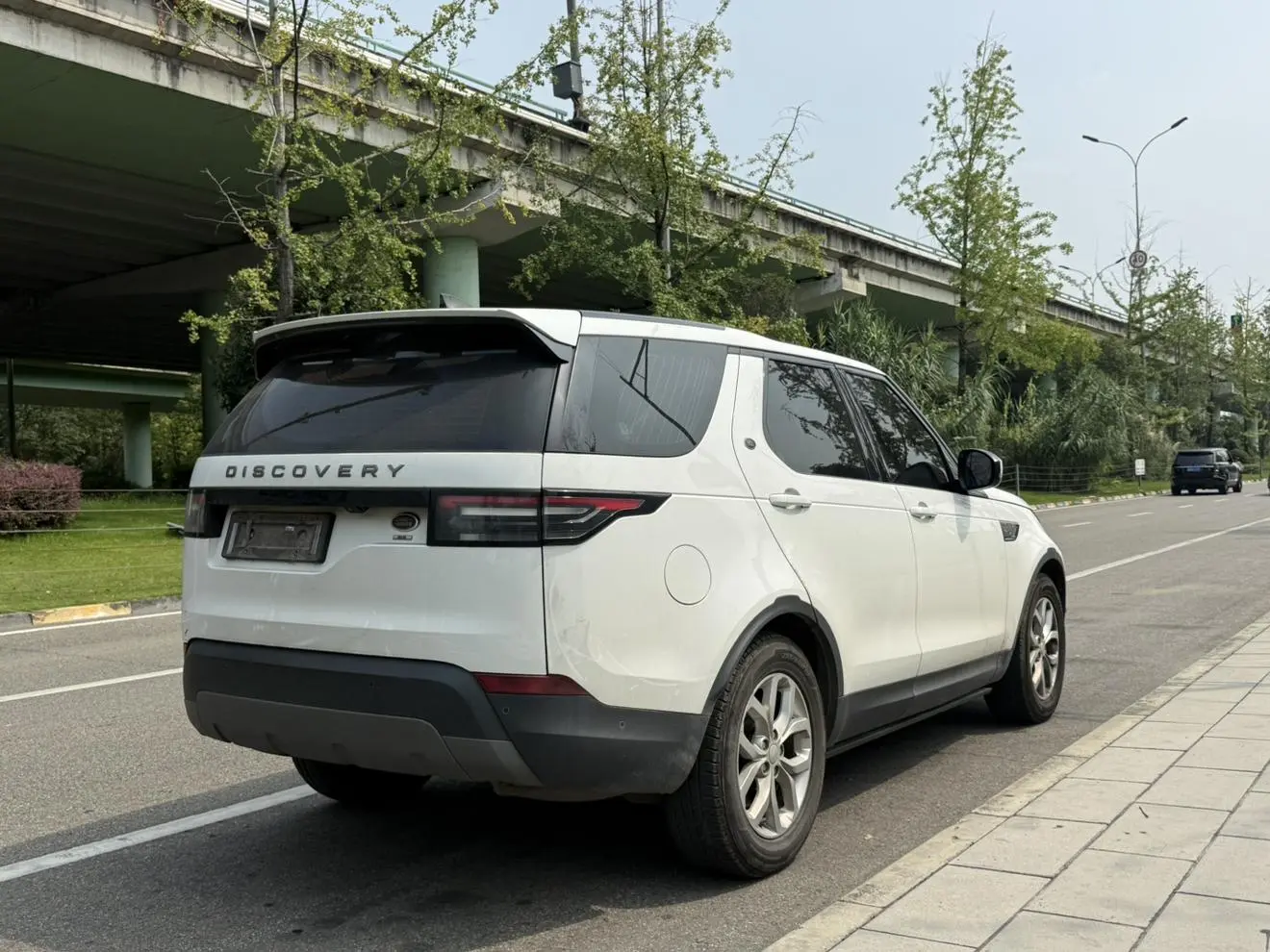 Land Rover Discovery 2020 3.0 V6 SE