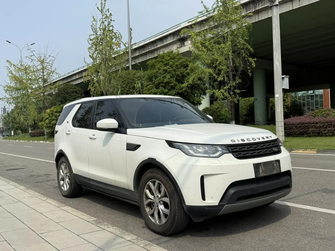 Land Rover Discovery 2020 3.0 V6 SE