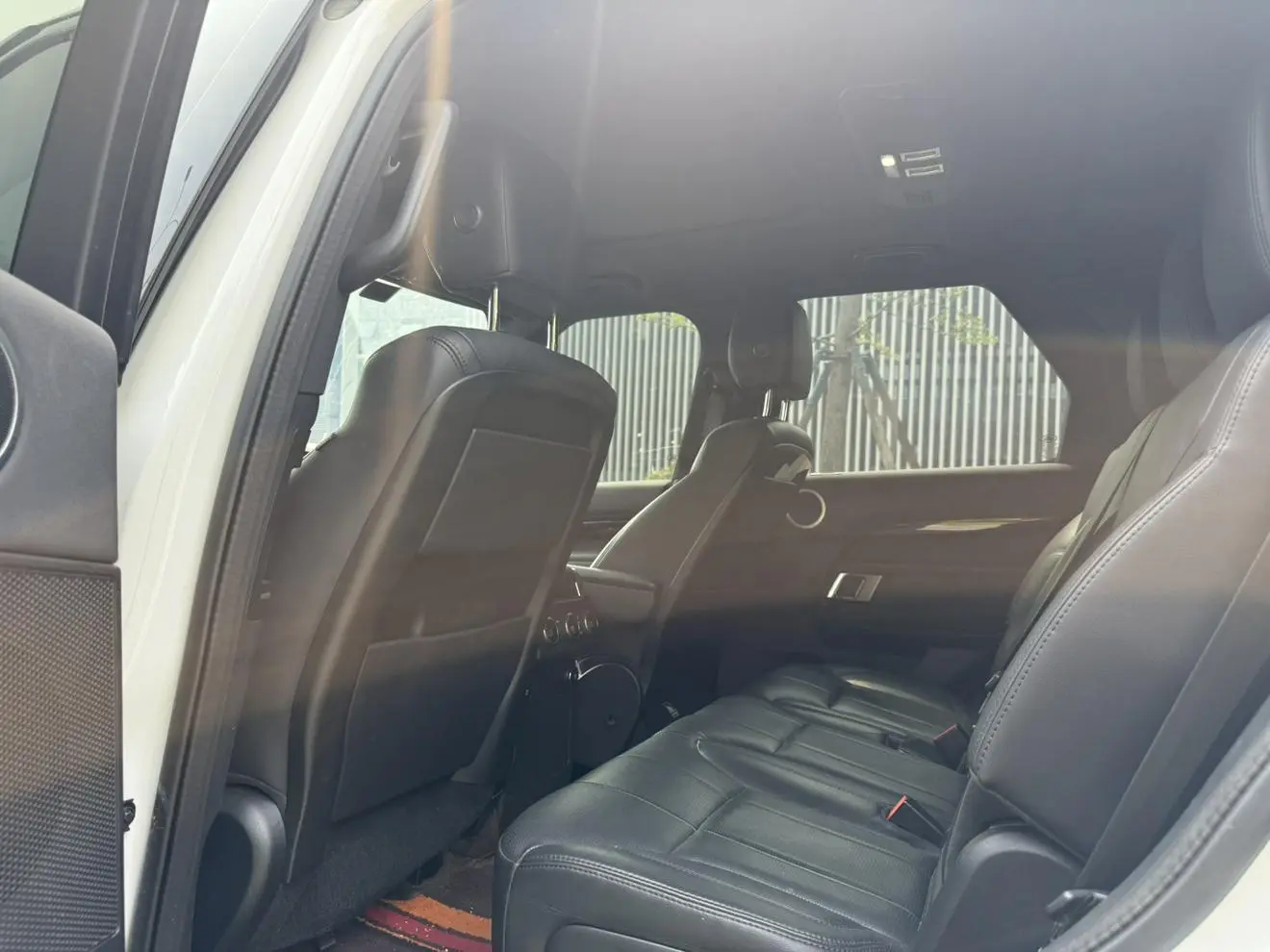 Land Rover Discovery 2020 3.0 V6 SE