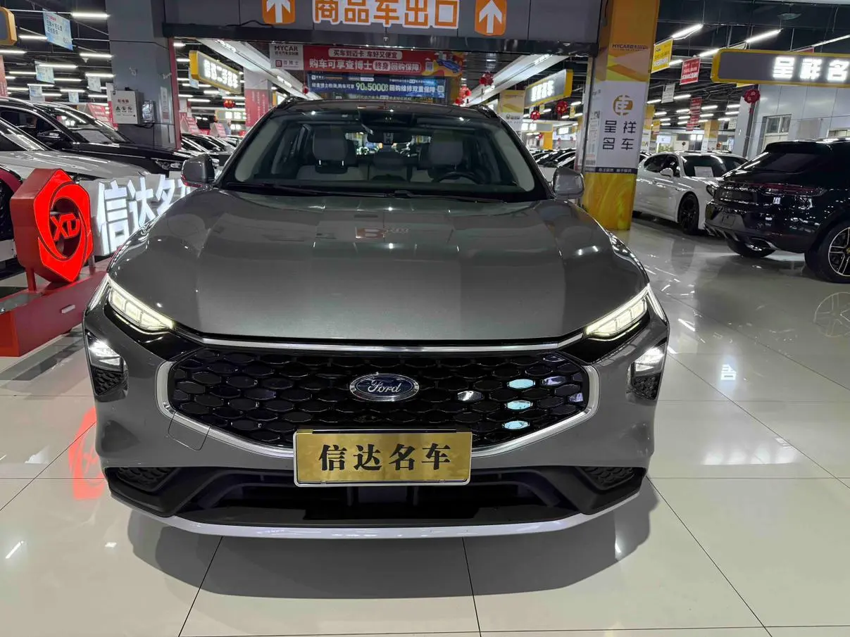 Ford EVOS 2022 EcoBoost 245 Fashion