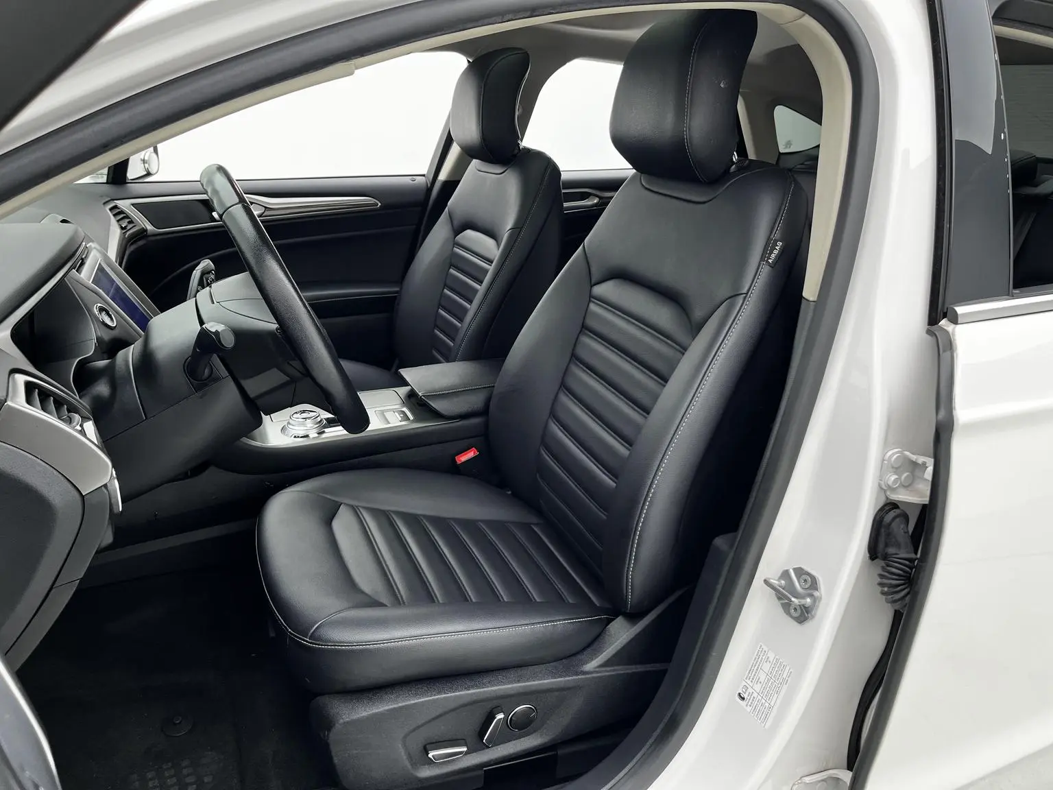 Ford Mondeo 2020 EcoBoost 180 Fashion