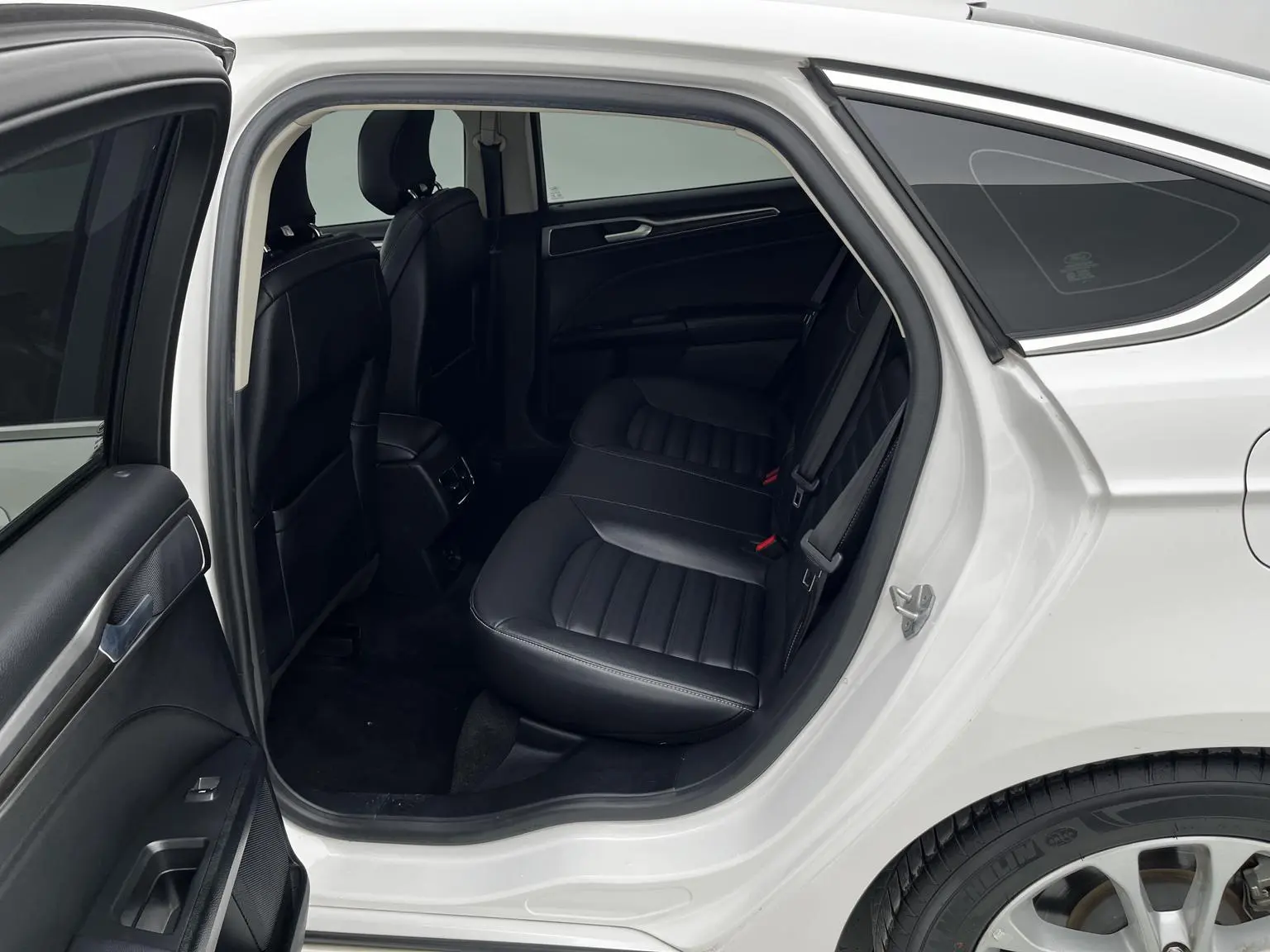 Ford Mondeo 2020 EcoBoost 180 Fashion