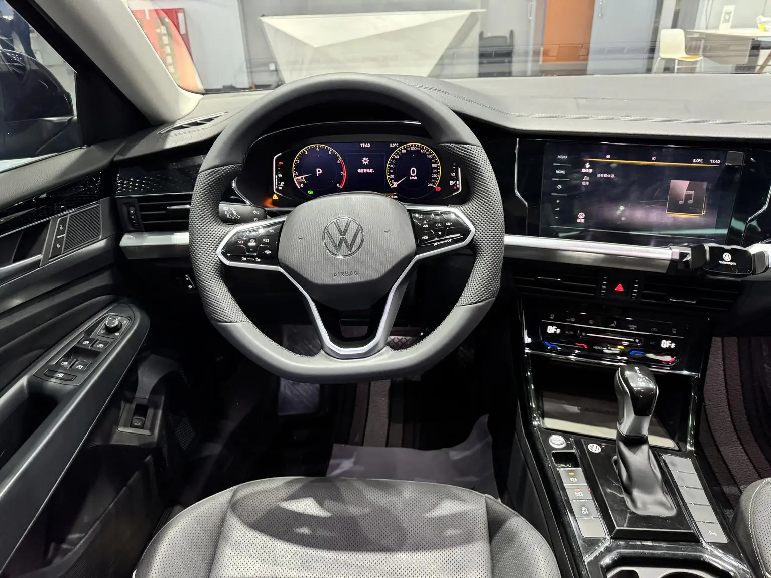 Volkswagen Passat 2024 380TSI Star
