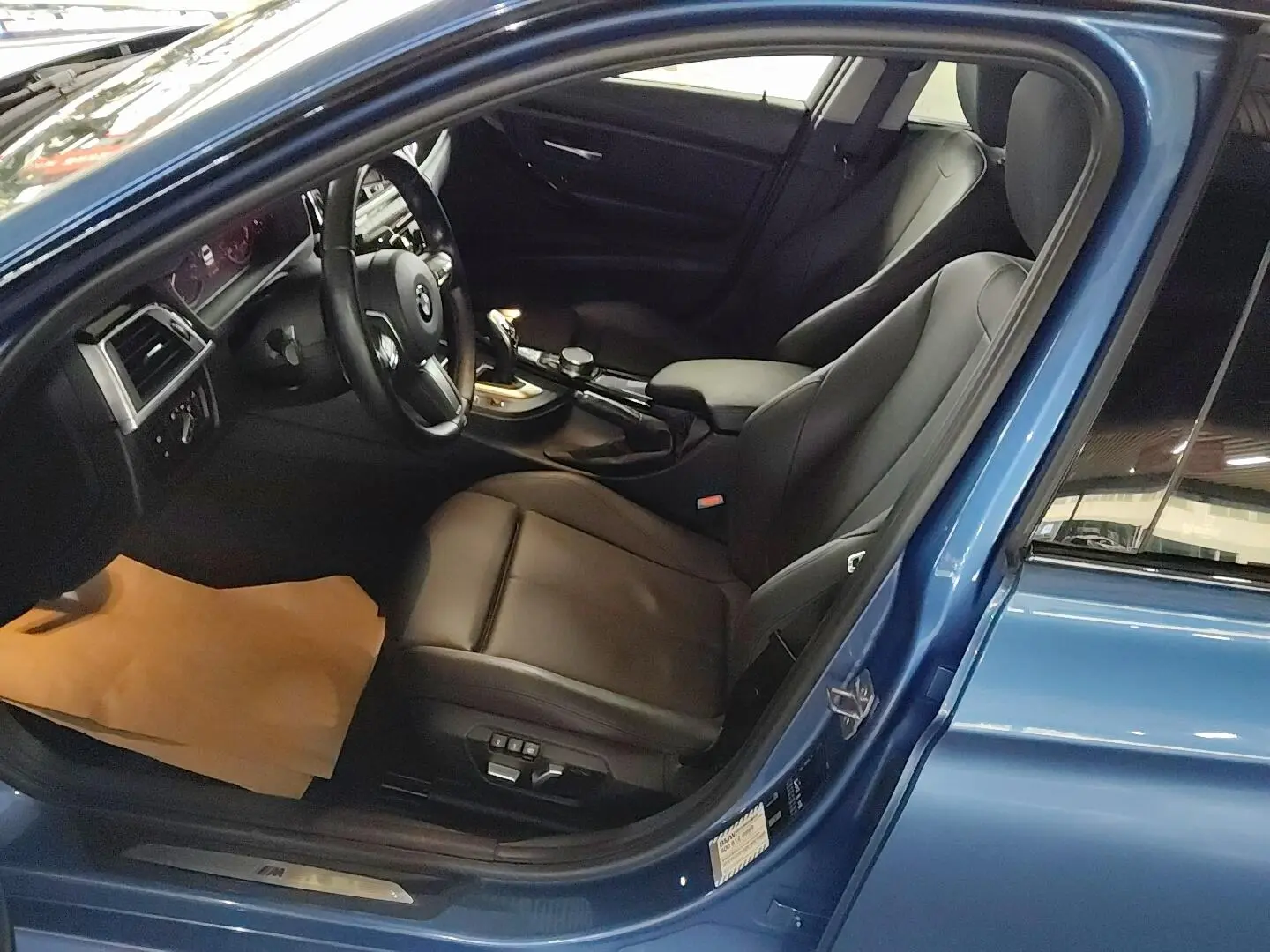 BMW 3 Series 2018 320Li Leading M Sport Package