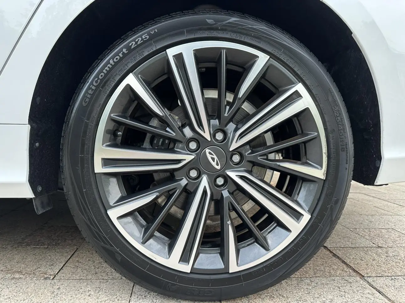 Chery Arrizo 8 2022 1.6TGDI DCT