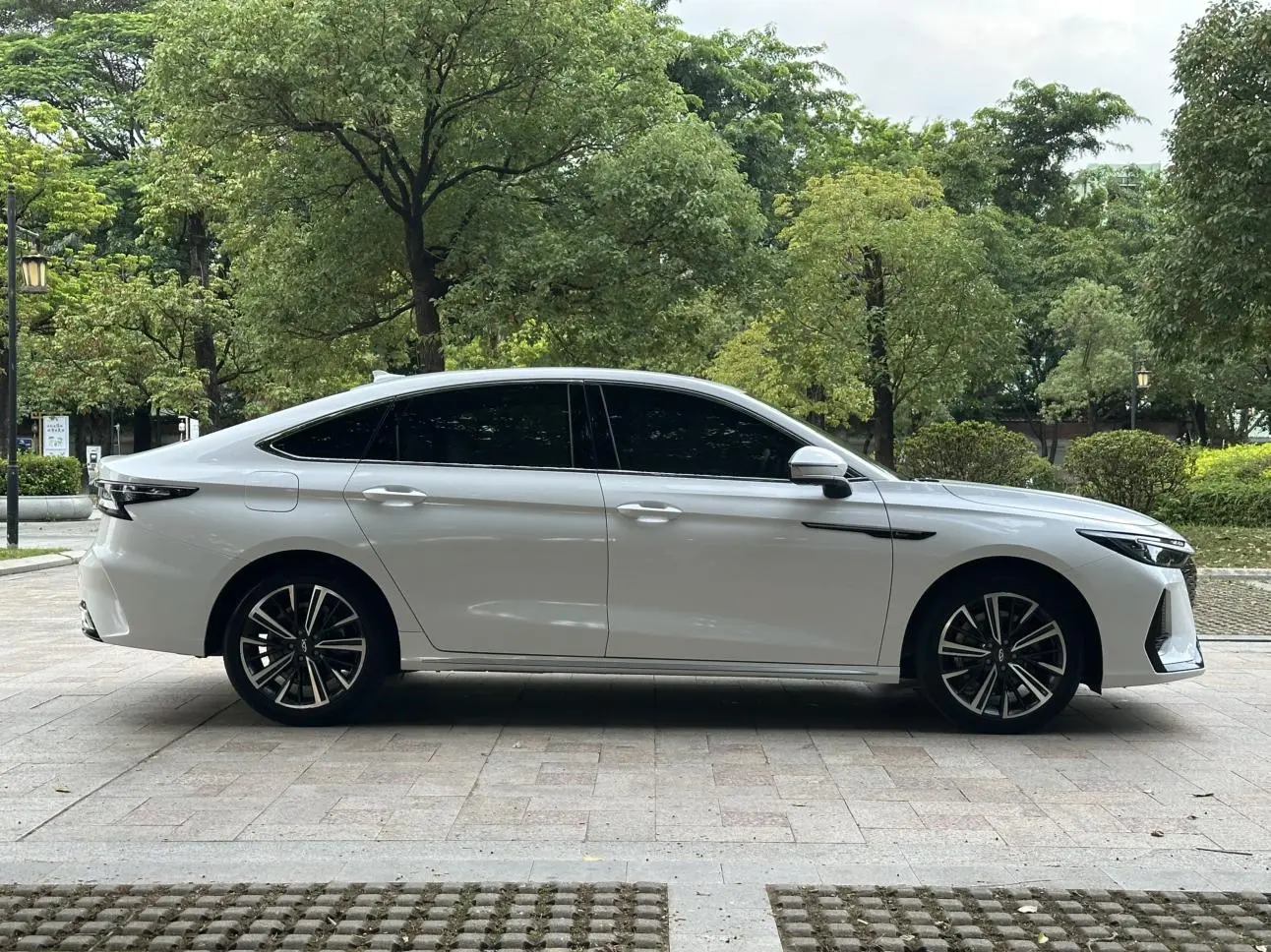 Chery Arrizo 8 2022 1.6TGDI DCT