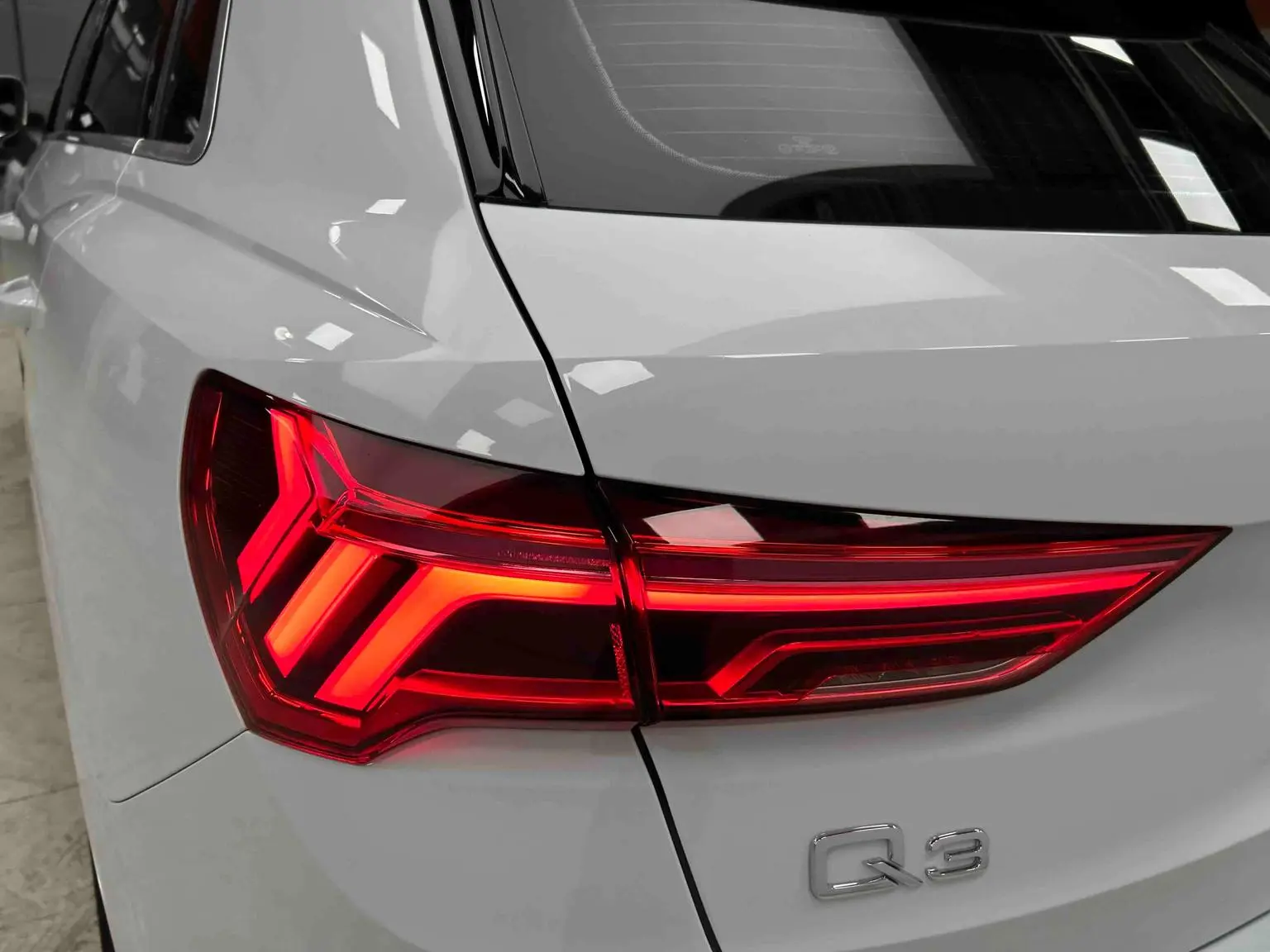Audi Q3 2022 35 TFSI Dynamic Fashion