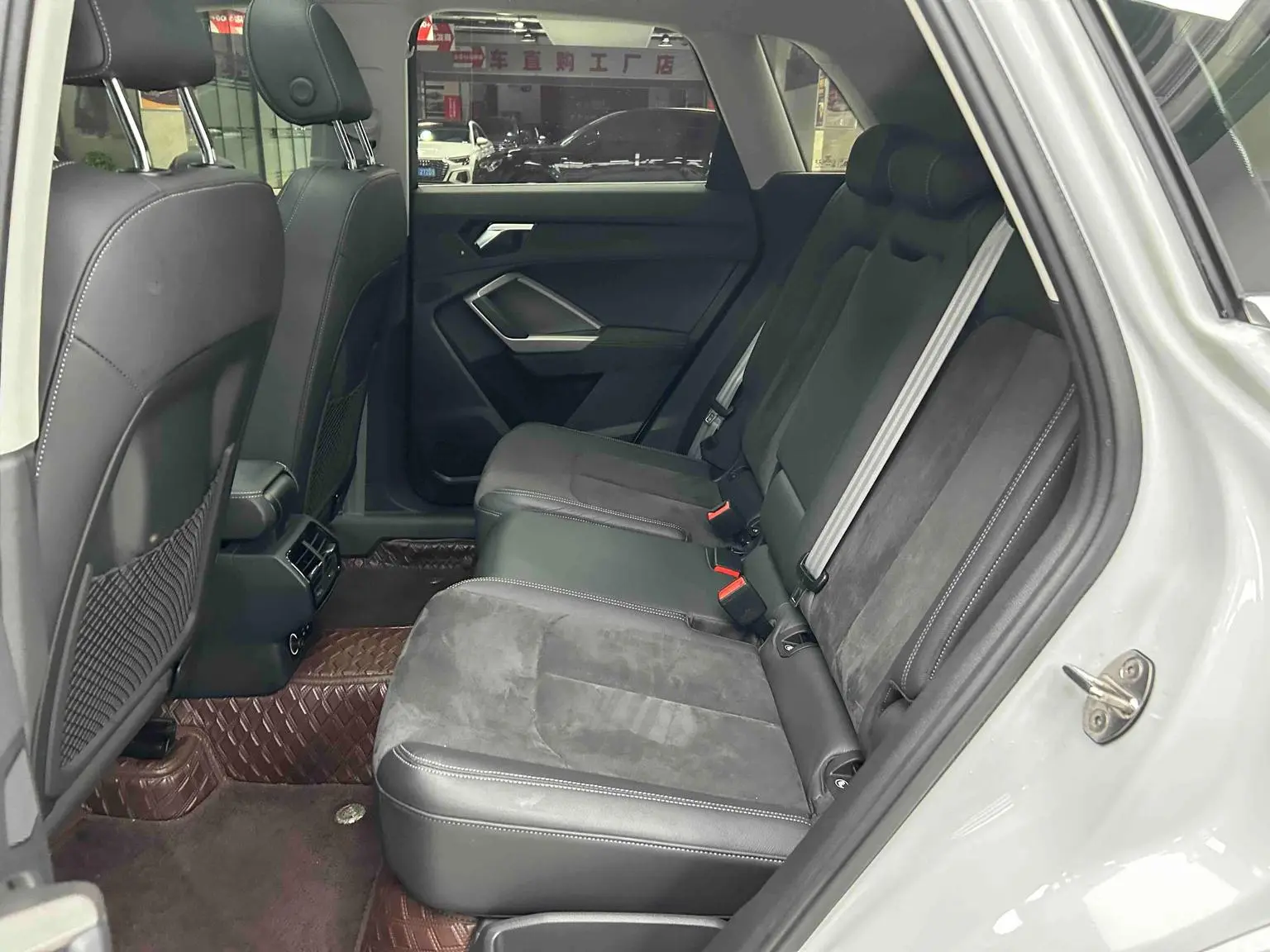 Audi Q3 2022 35 TFSI Dynamic Fashion