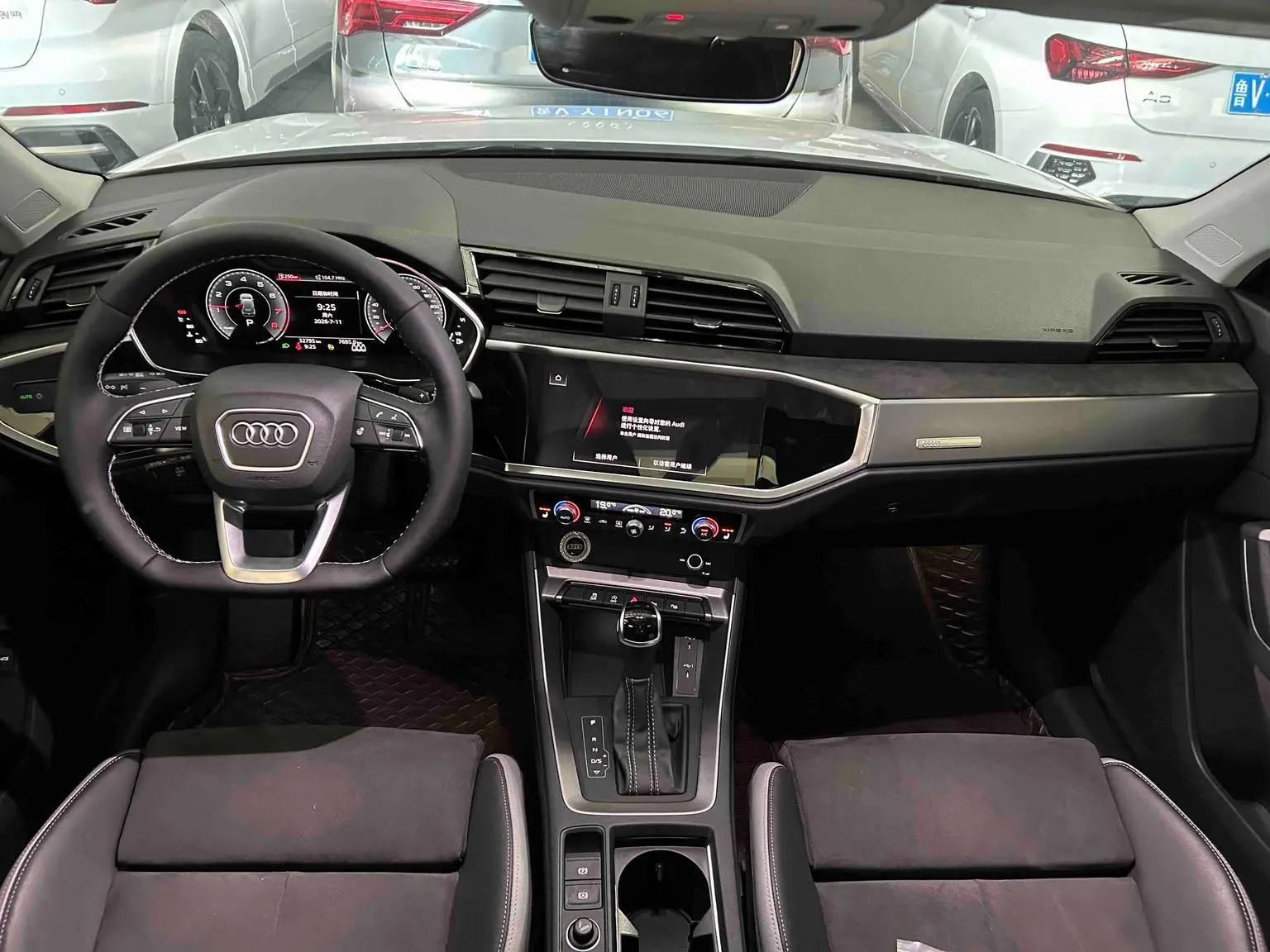 Audi Q3 2022 35 TFSI Dynamic Fashion