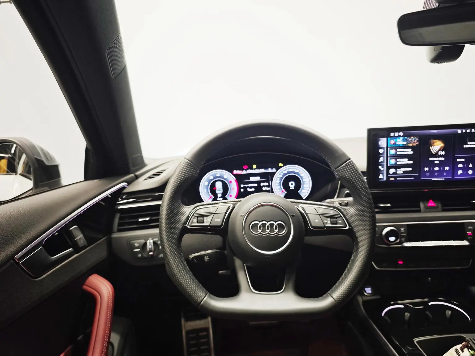 Audi A4L 2023 40 TFSI Dynamic Luxury Star