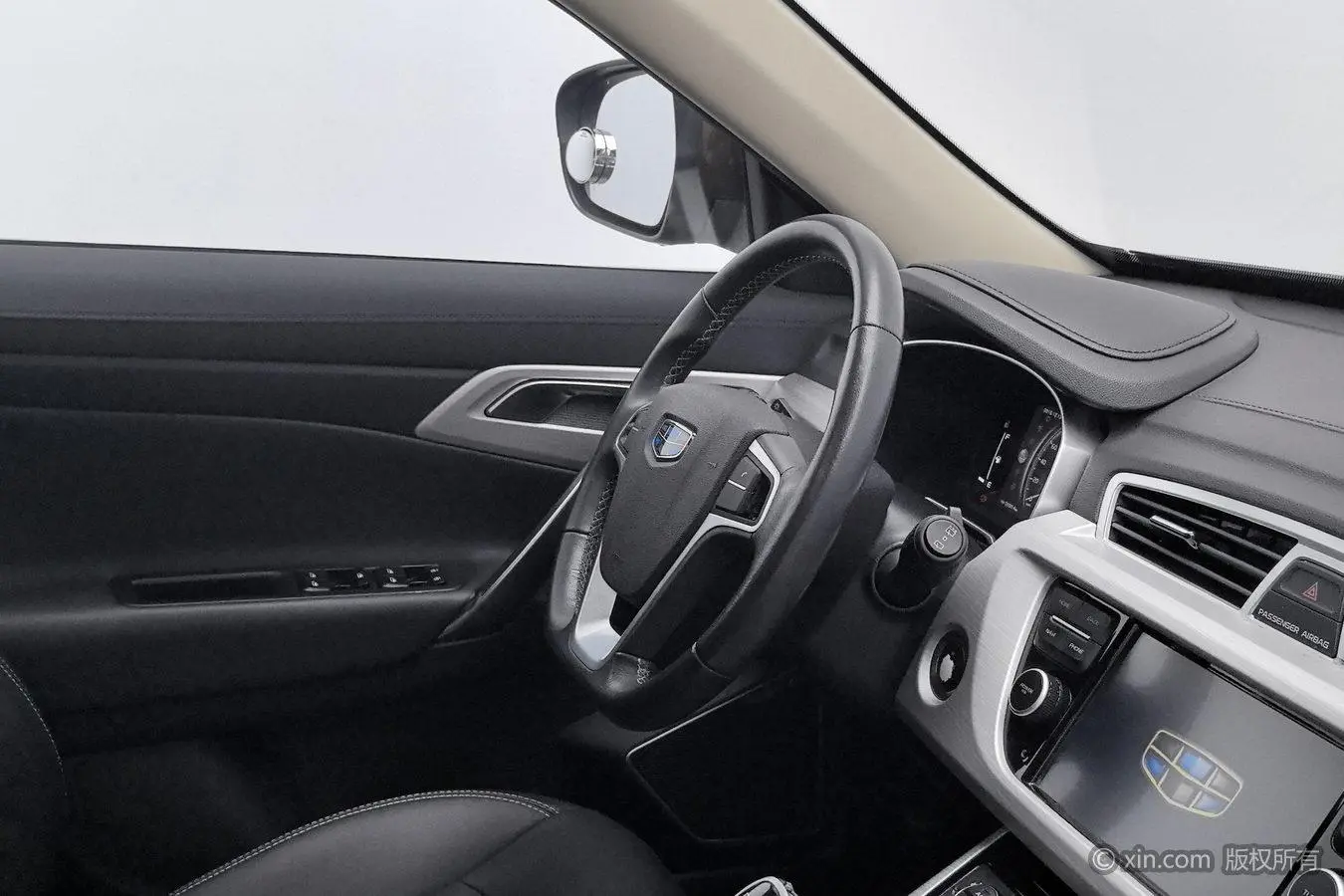 Geely Boyue 2018 1.8TD Manual 2WD Smart Connected 4G Connected