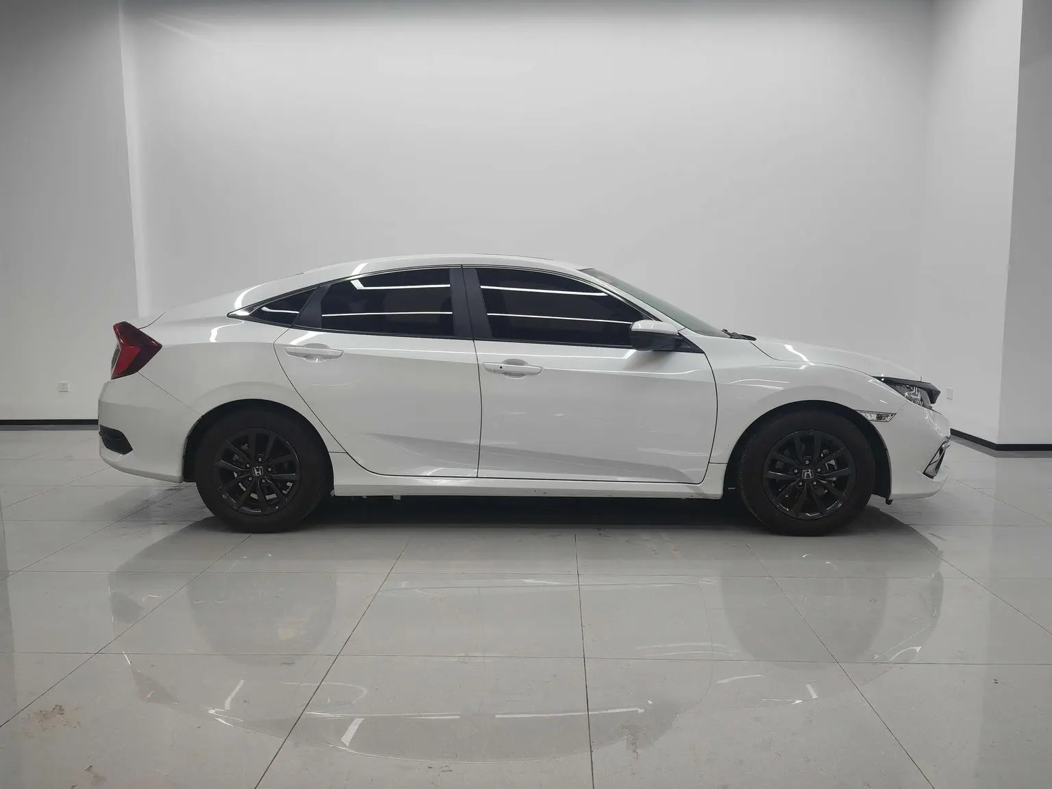Honda Civic 2019 220TURBO CVT Dynamic Dynamic China VI