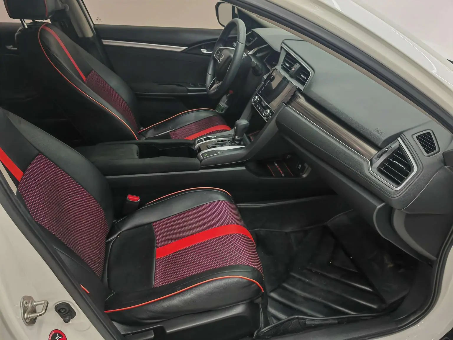 Honda Civic 2019 220TURBO CVT Dynamic Dynamic China VI