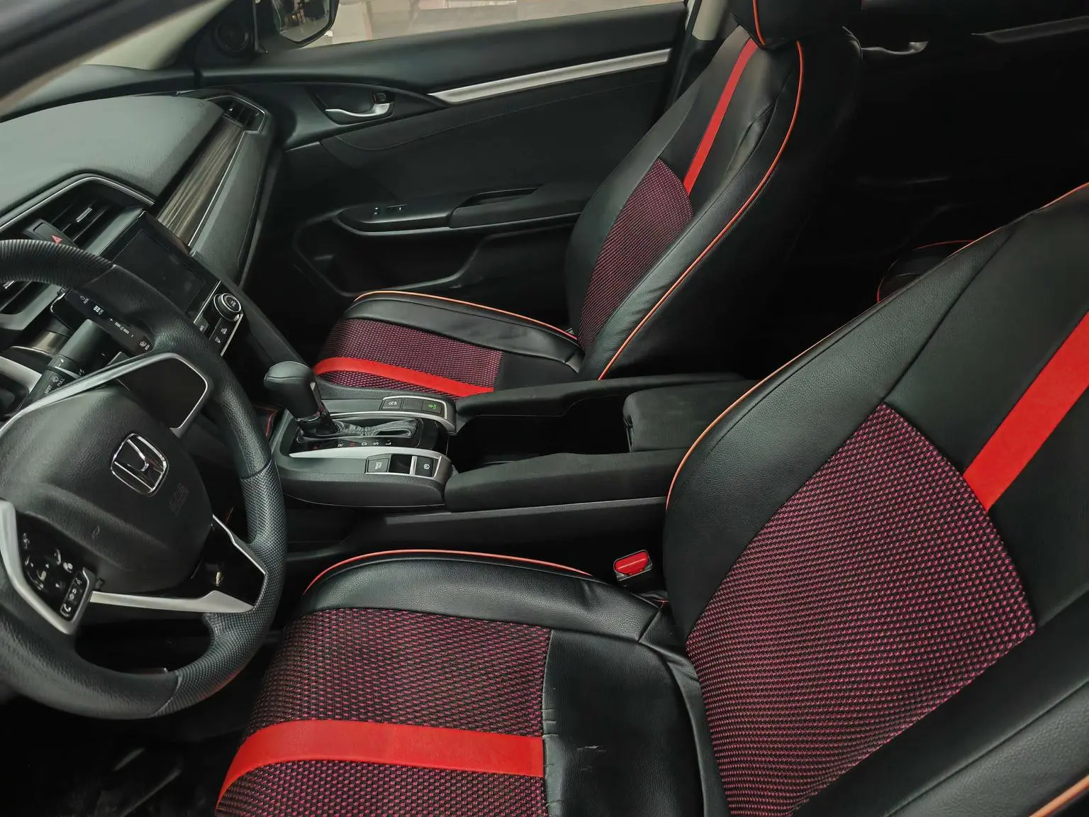 Honda Civic 2019 220TURBO CVT Dynamic Dynamic China VI