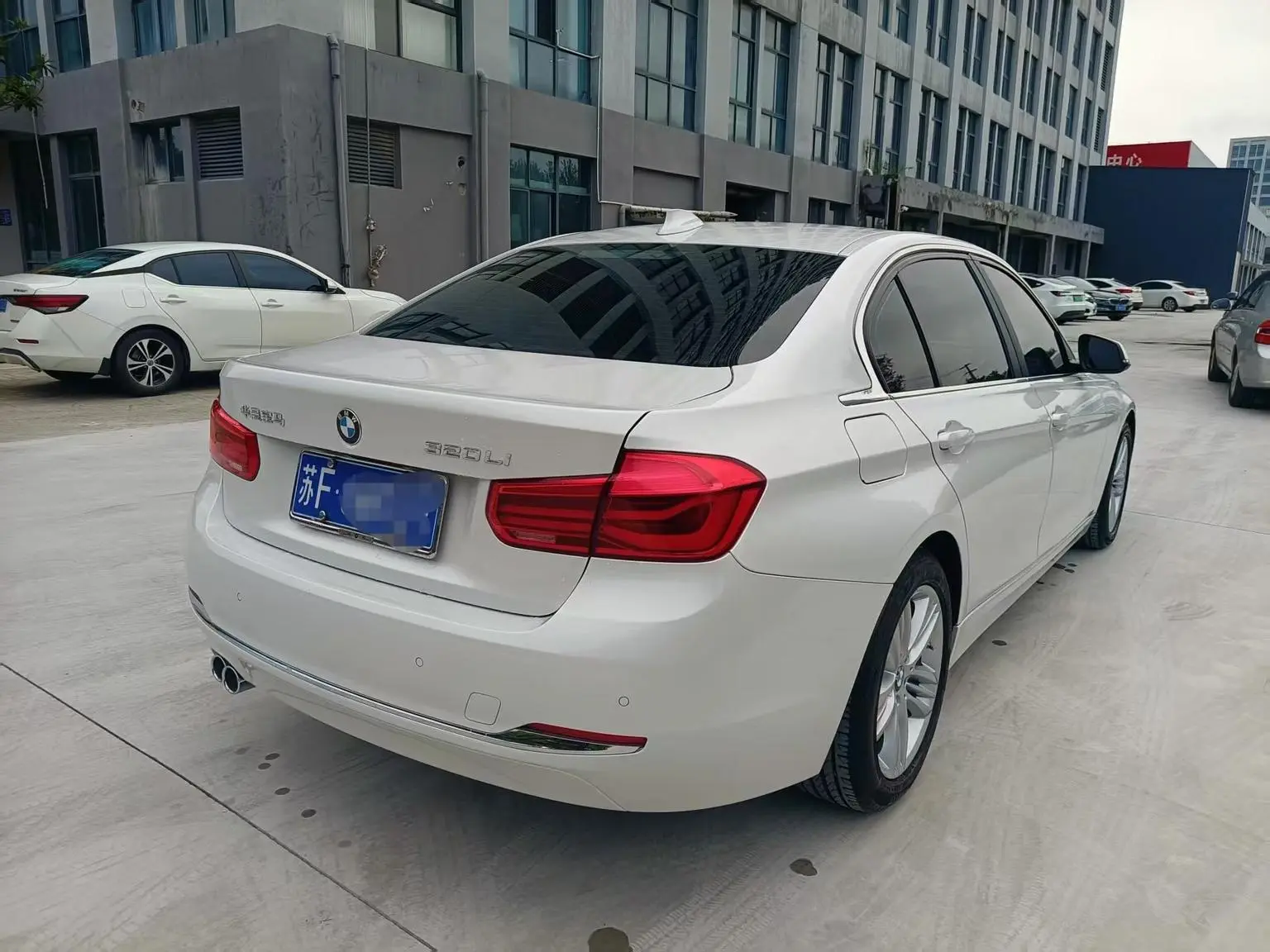 BMW 3 Series 2018 320Li Fashion