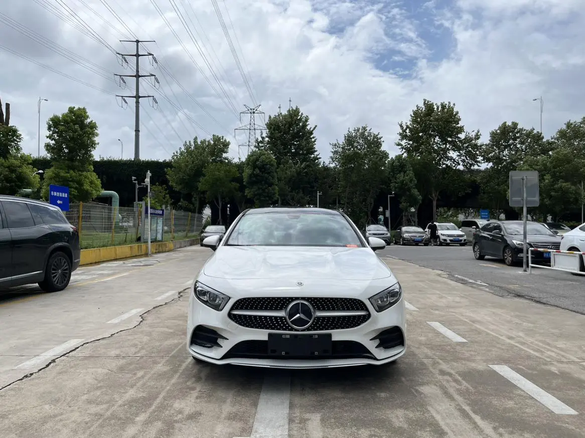 Mercedes-Benz A Class 2022 A 200 L Sport Sedan Fashion