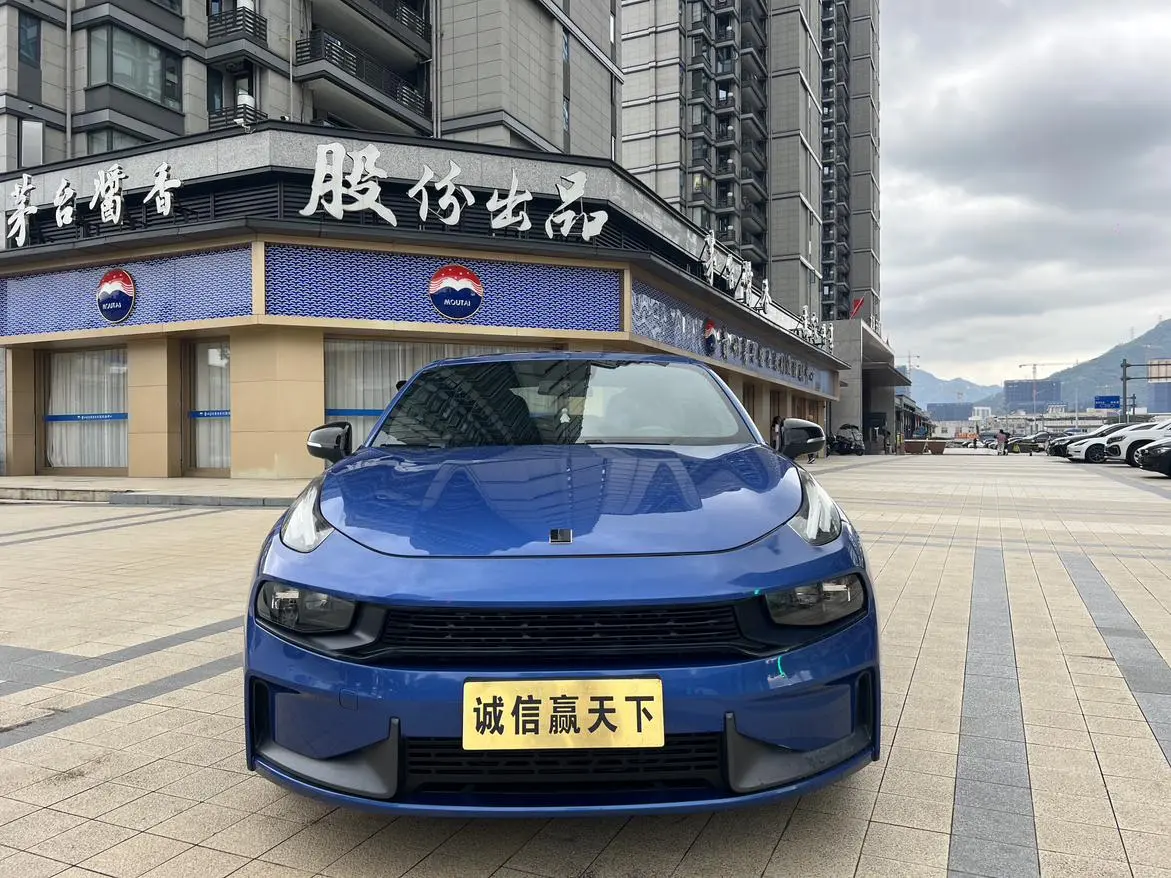 Lynk & Co 03 2019 1.5TD DCT Dynamic