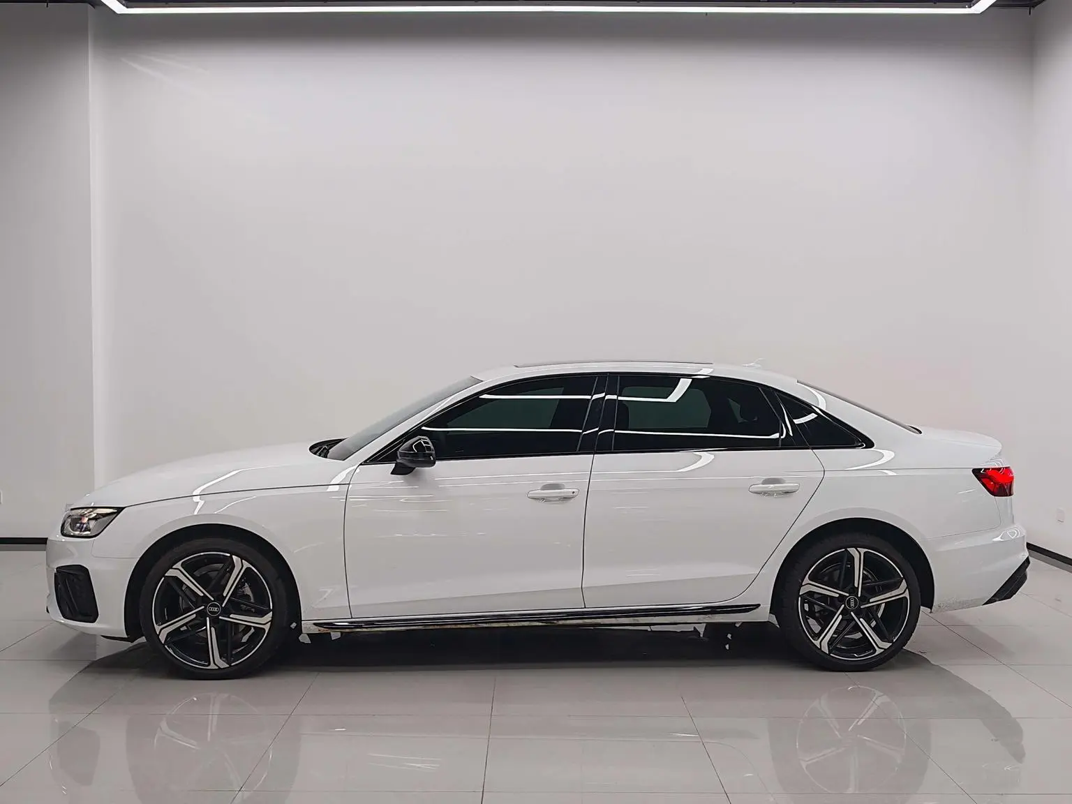 Audi A4L 2025 200 Units Comfort Plus 40 TFSI Dynamic Luxury
