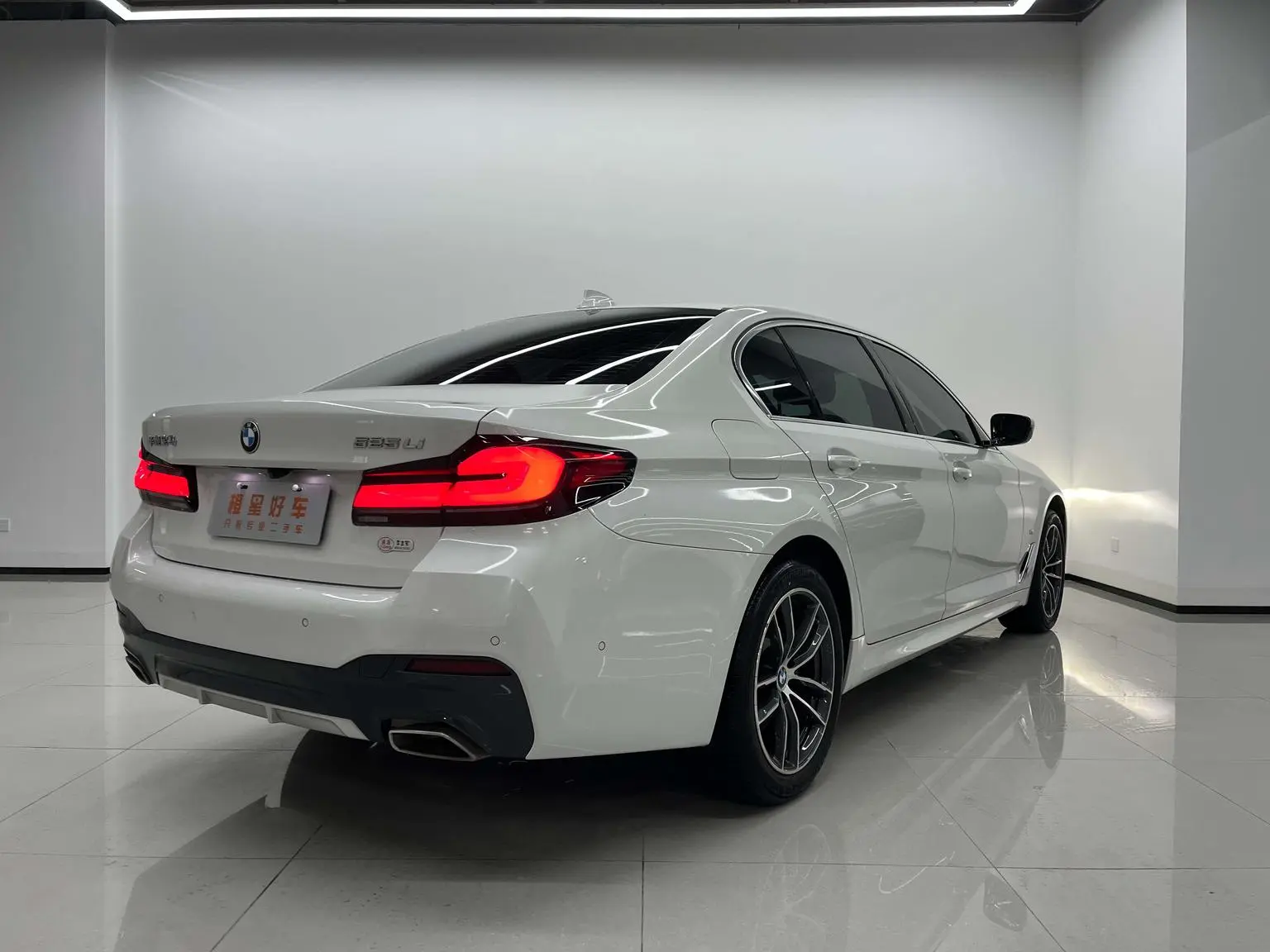 BMW 5 Series 2022 2nd Facelift 525Li M Sport Package