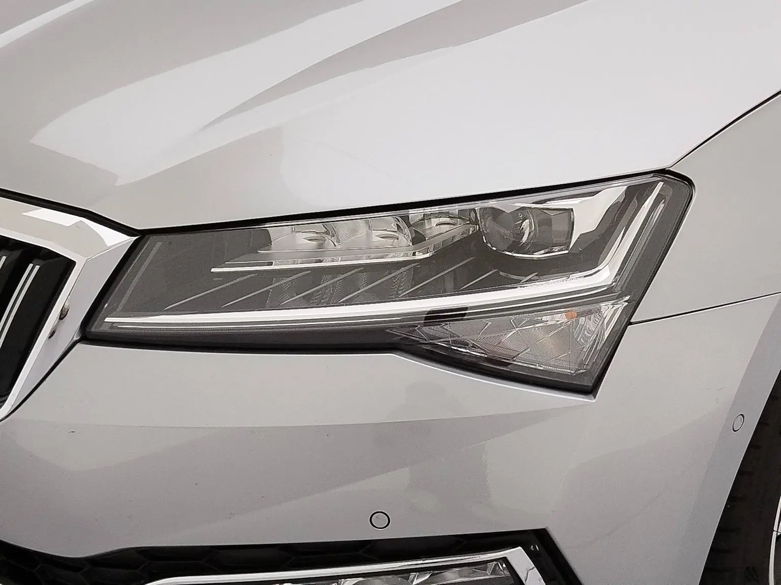 Skoda Superb 2019 Facelift TSI330 DSG Luxury