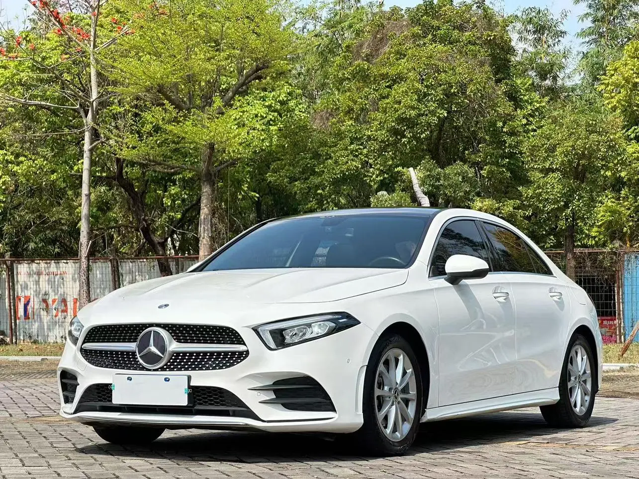 Mercedes-Benz A Class 2022 2nd Facelift A 200 L Sport Sedan Fashion