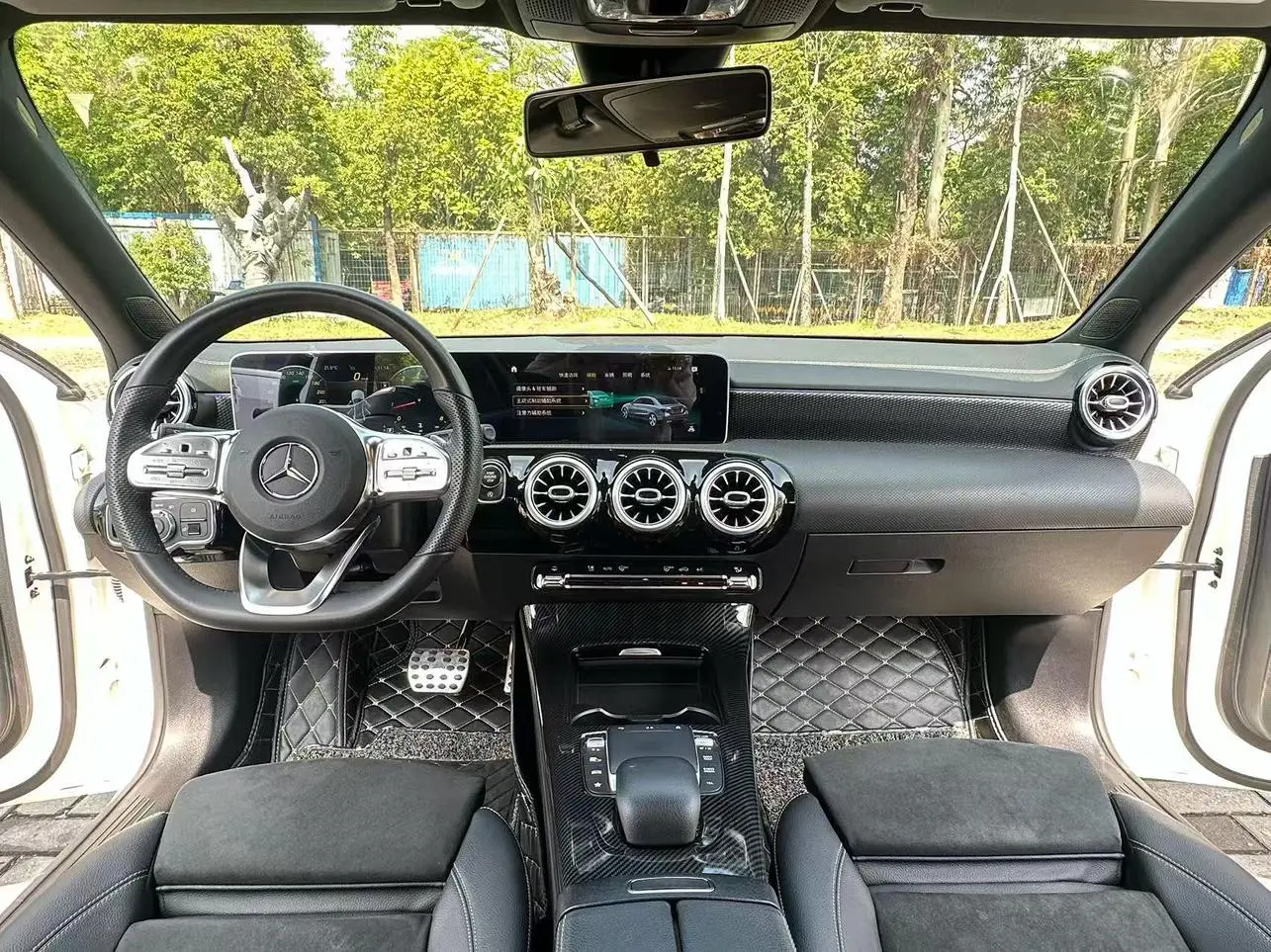 Mercedes-Benz A Class 2022 2nd Facelift A 200 L Sport Sedan Fashion