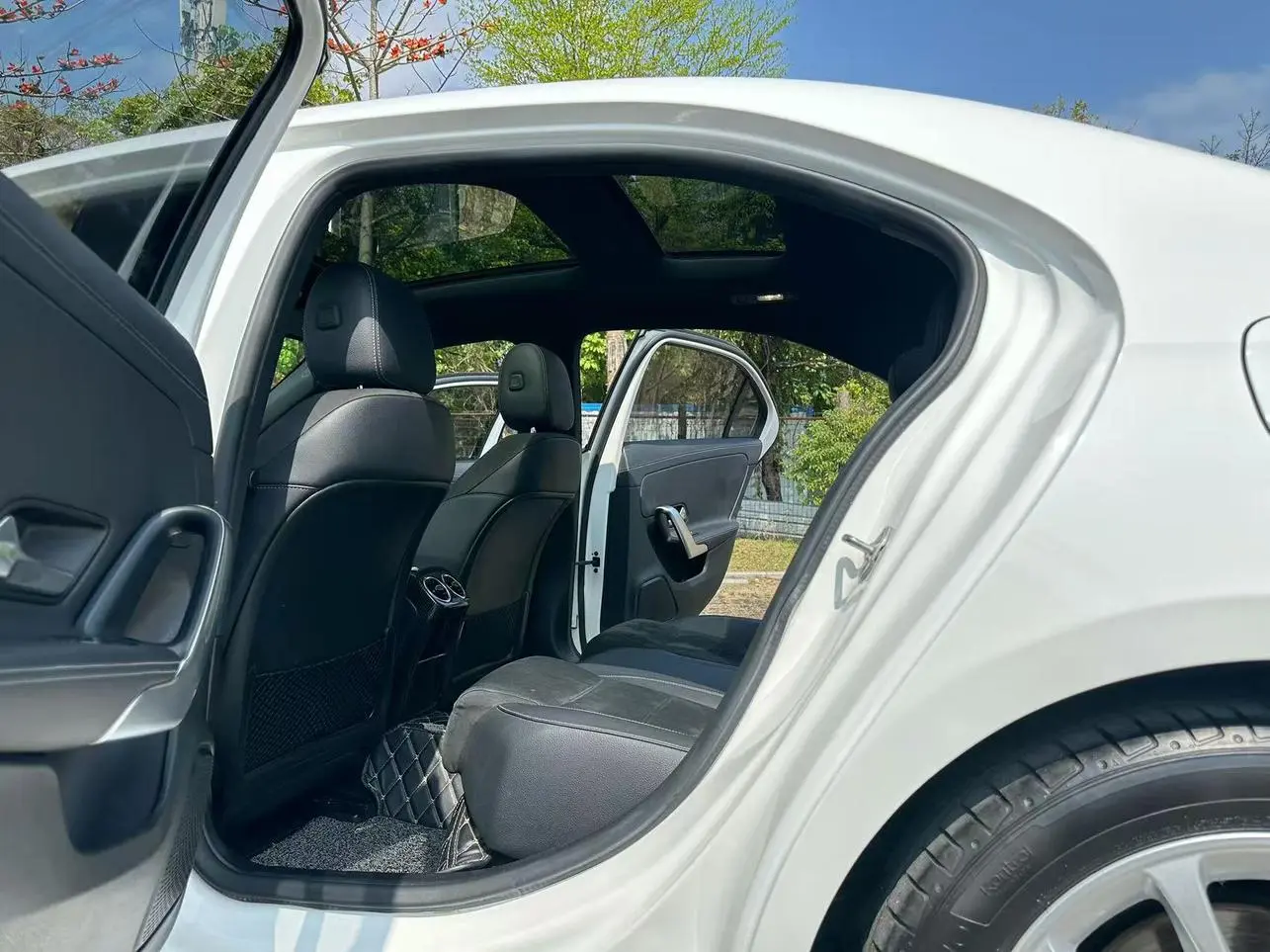 Mercedes-Benz A Class 2022 2nd Facelift A 200 L Sport Sedan Fashion
