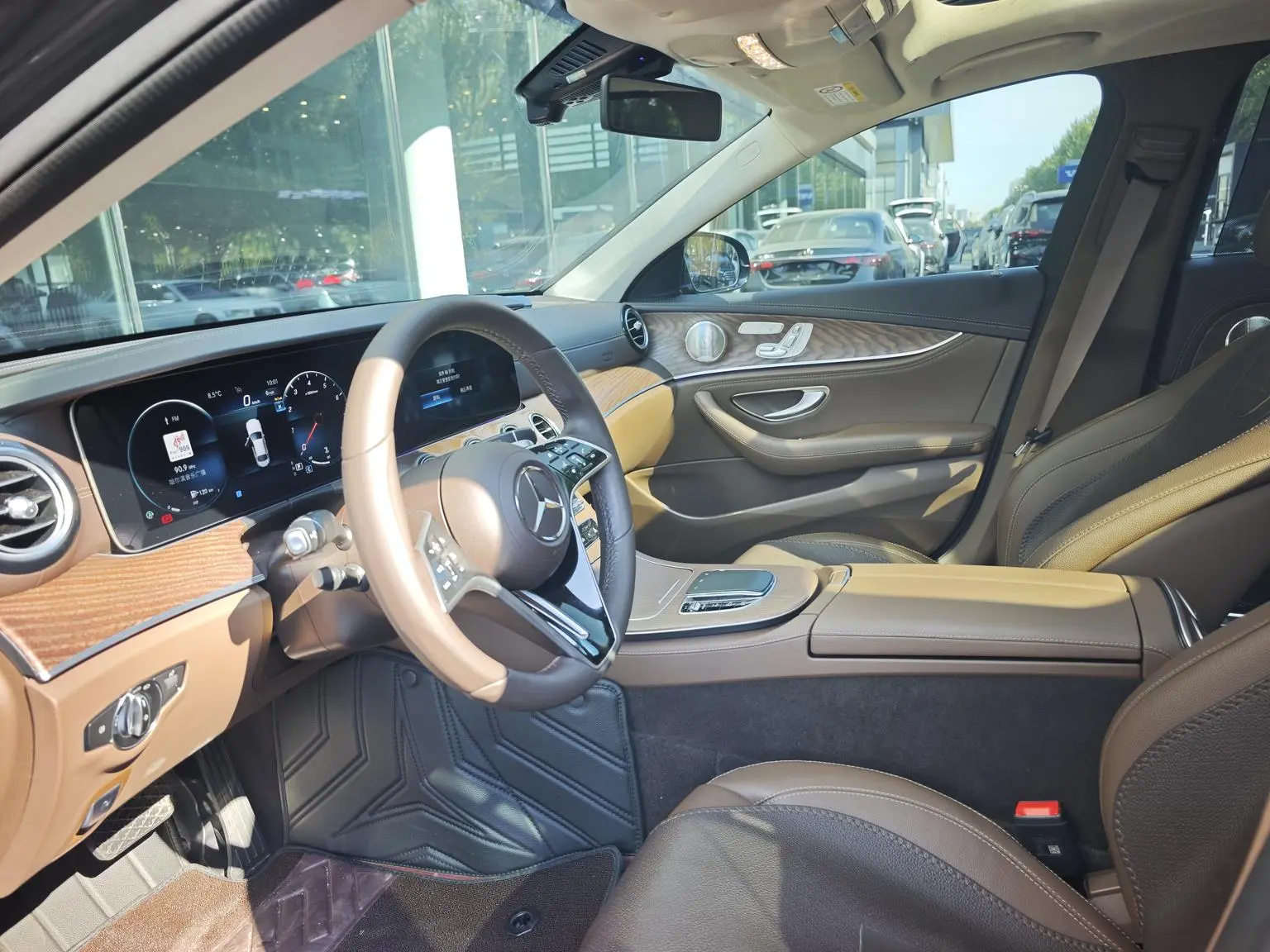 Mercedes-Benz E Class 2023 E 300 L Luxury Sedan