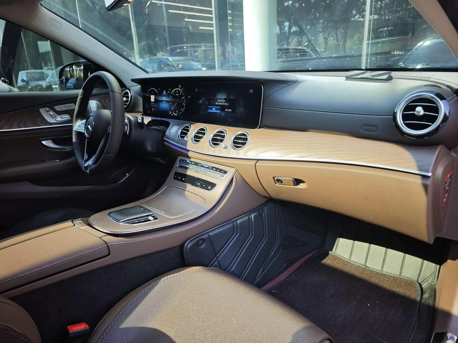 Mercedes-Benz E Class 2023 E 300 L Luxury Sedan