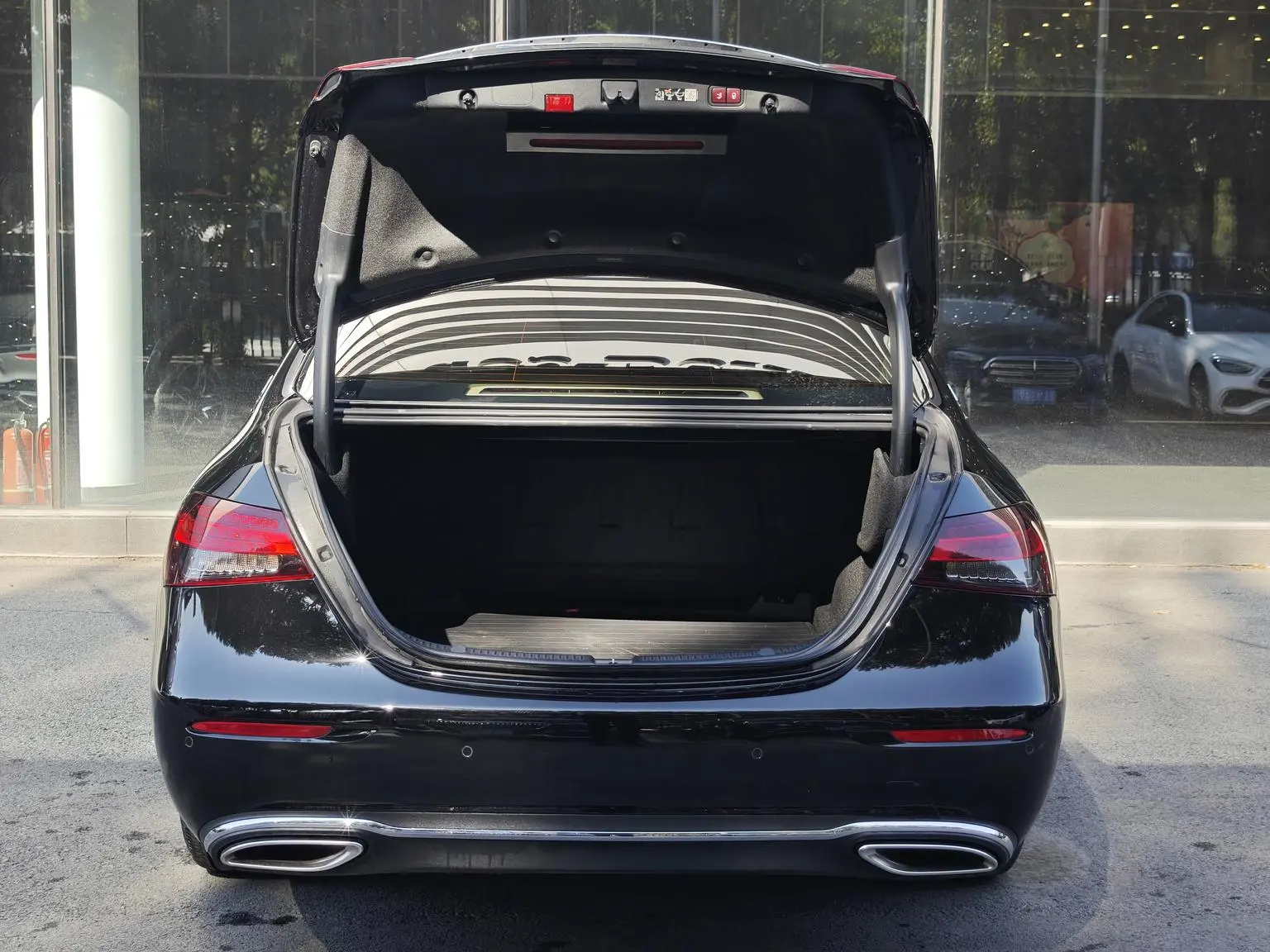 Mercedes-Benz E Class 2023 E 300 L Luxury Sedan