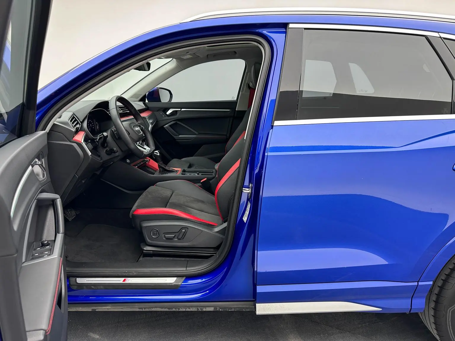 Audi Q3 2019 40 TFSI Dynamic Fashion