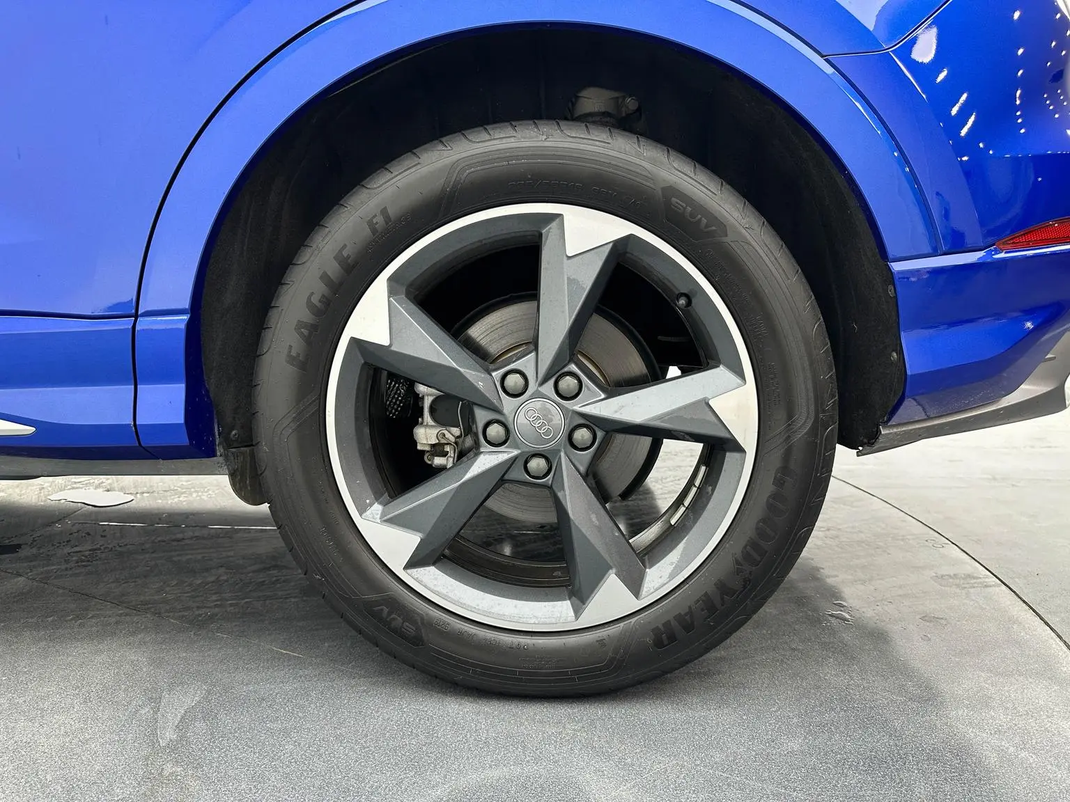Audi Q3 2019 40 TFSI Dynamic Fashion