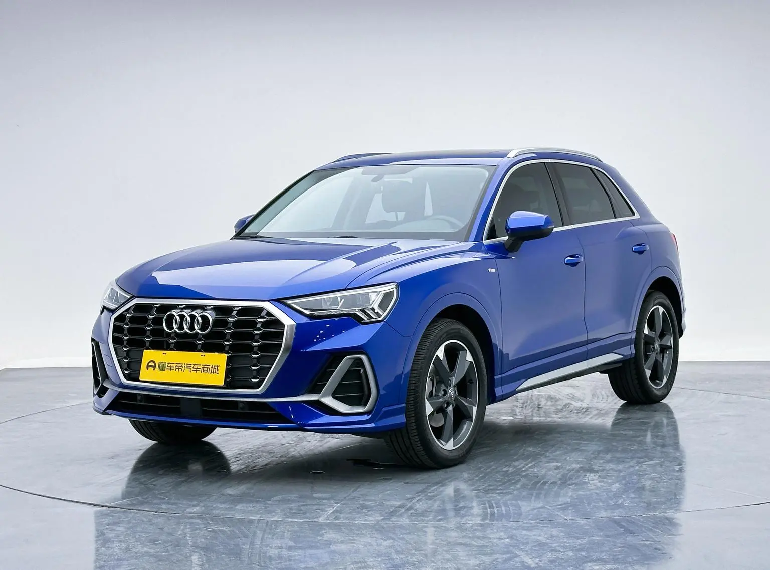 Audi Q3 2019 40 TFSI Dynamic Fashion