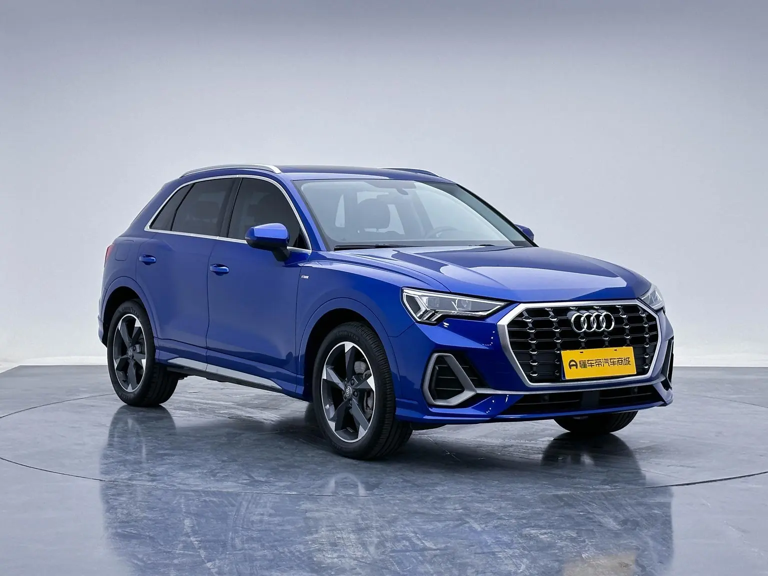 Audi Q3 2019 40 TFSI Dynamic Fashion