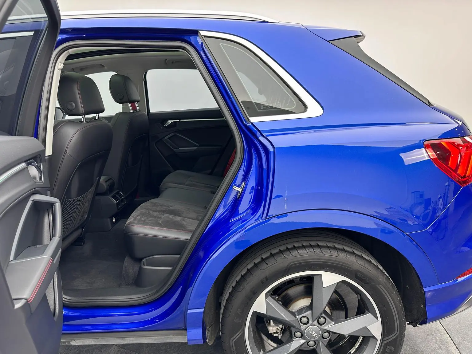 Audi Q3 2019 40 TFSI Dynamic Fashion