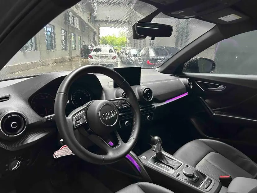 Audi Q2L 2020 35TFSI Dynamic Fashion