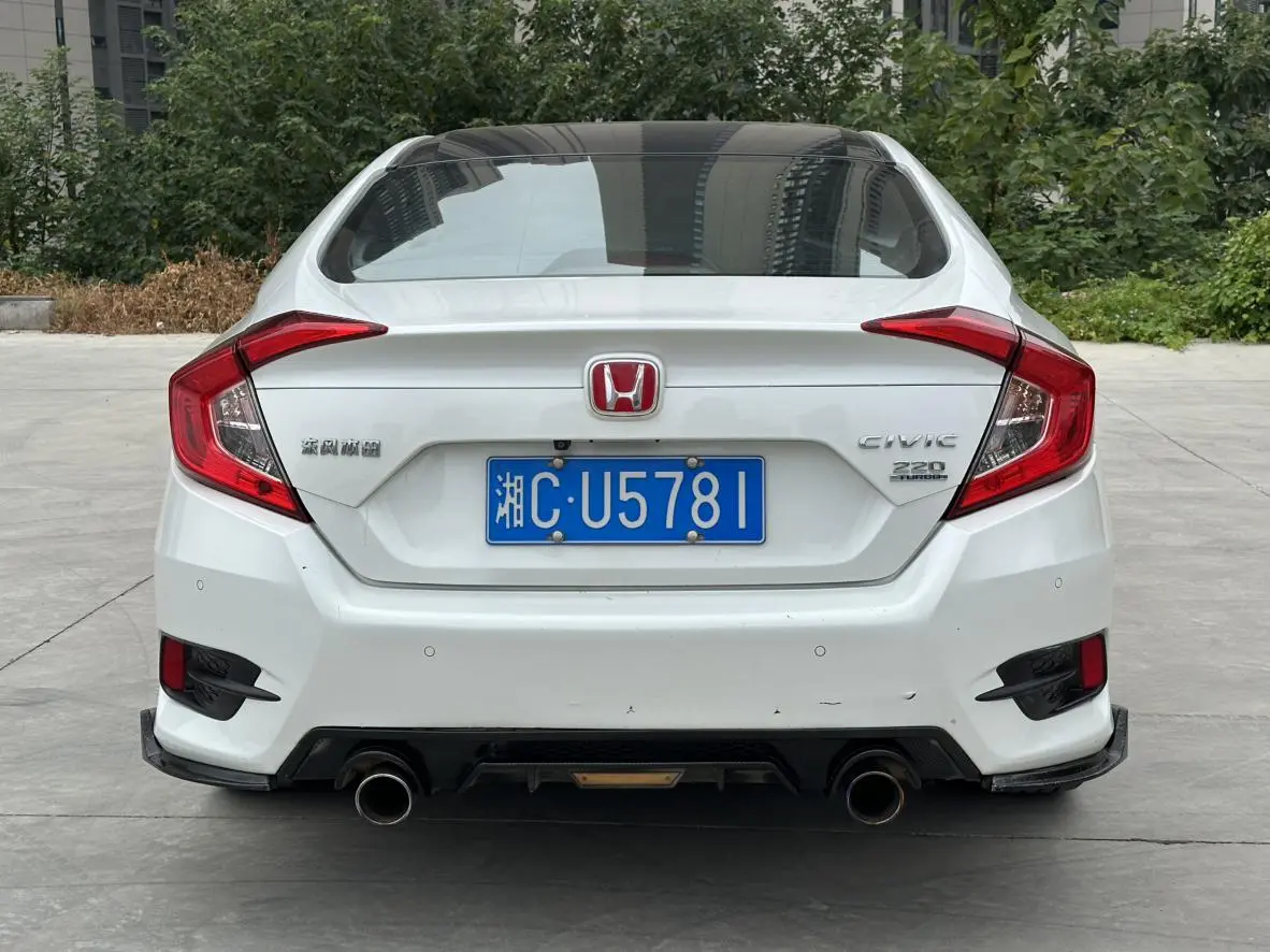 Honda Civic 2019 220TURBO CVT Dynamic Dynamic China V