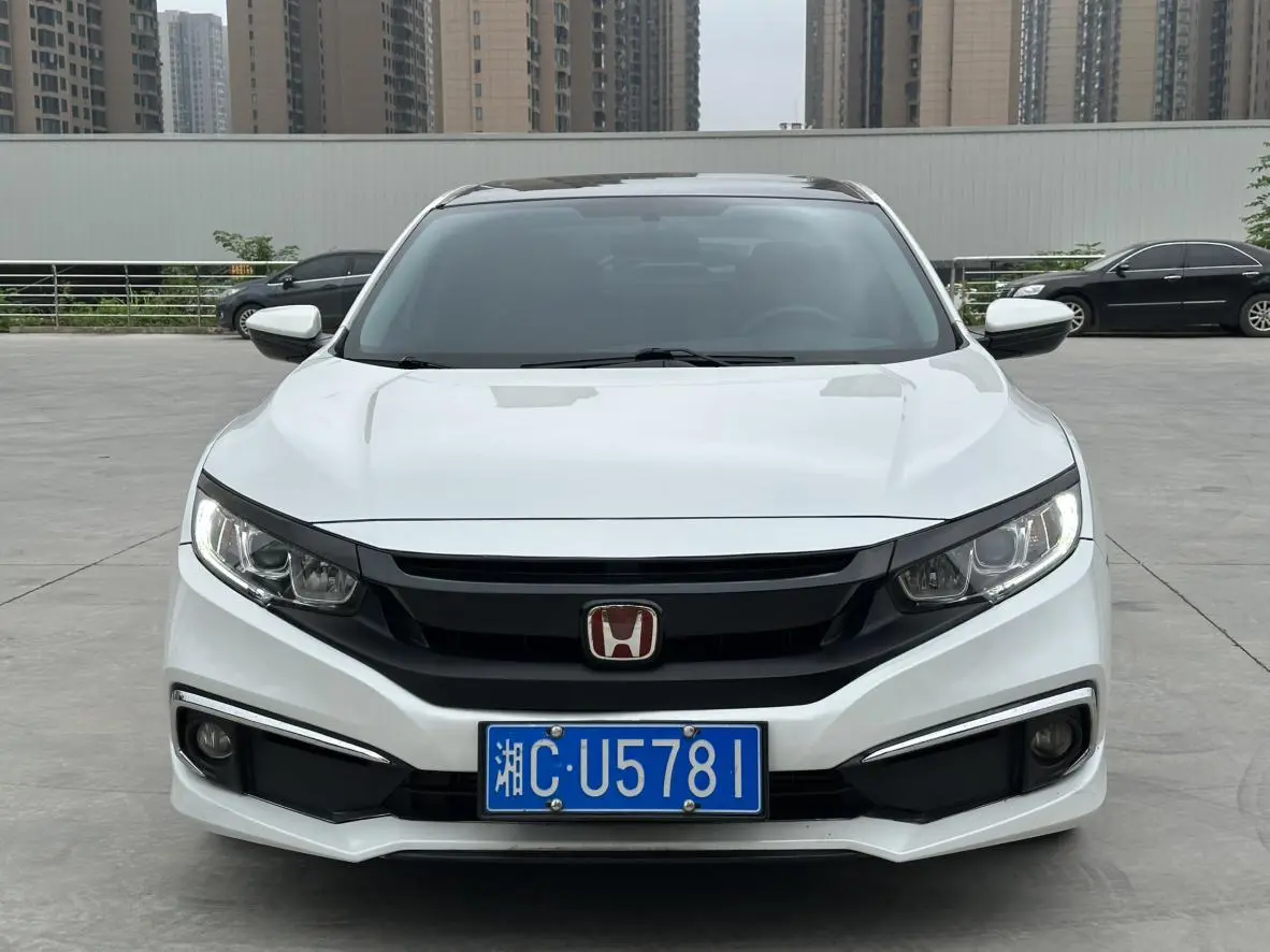 Honda Civic 2019 220TURBO CVT Dynamic Dynamic China V