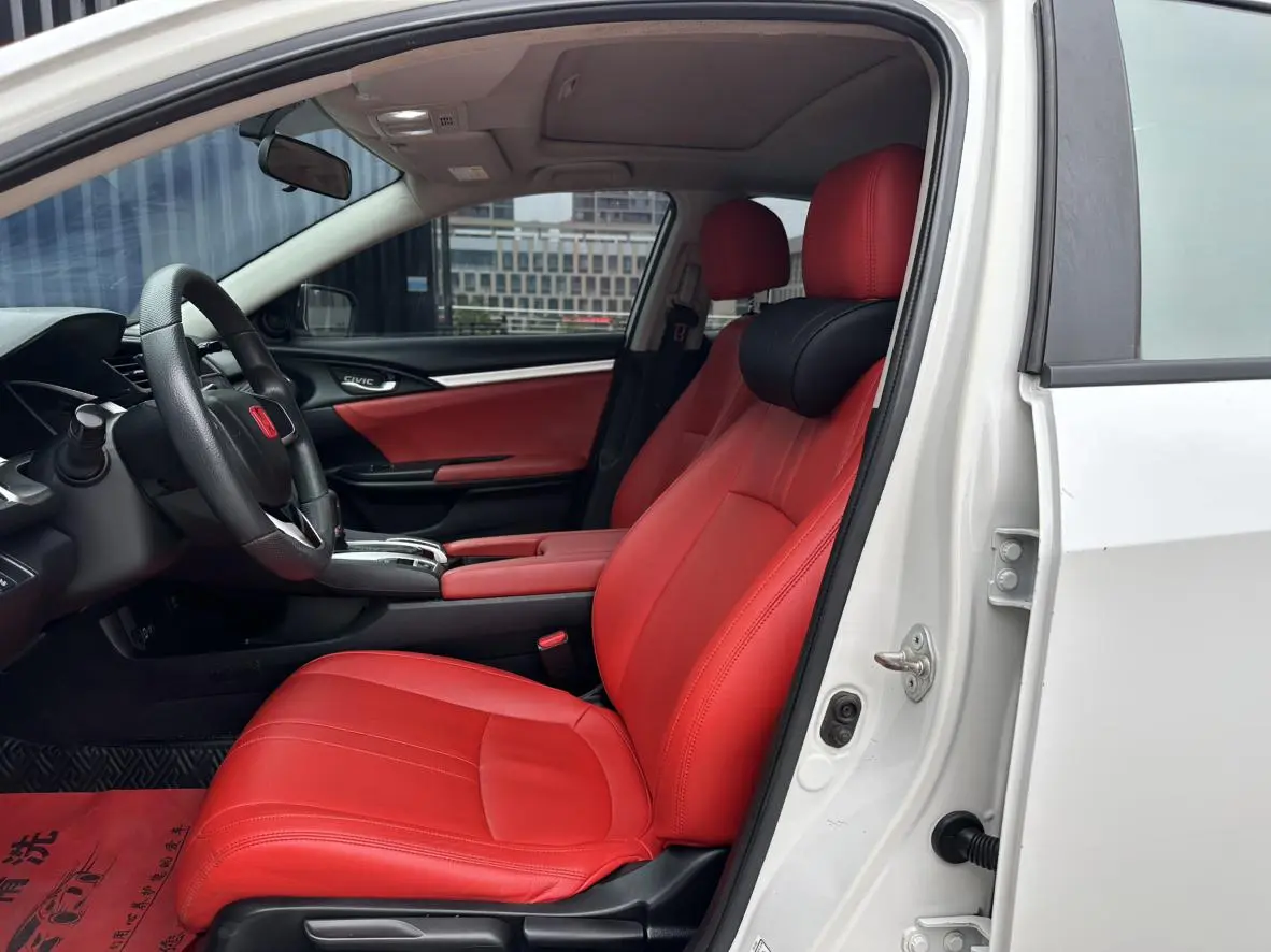 Honda Civic 2019 220TURBO CVT Dynamic Dynamic China V