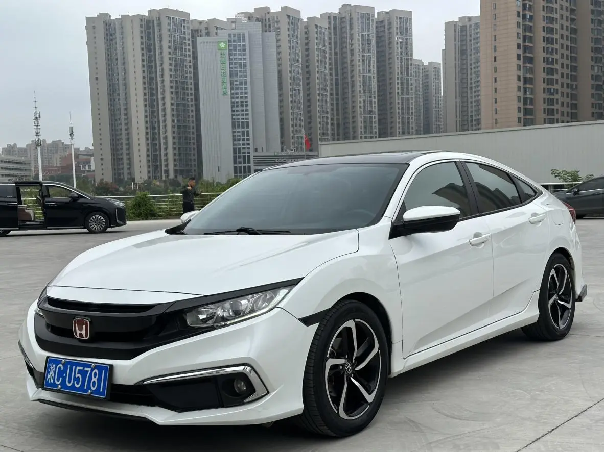 Honda Civic 2019 220TURBO CVT Dynamic Dynamic China V