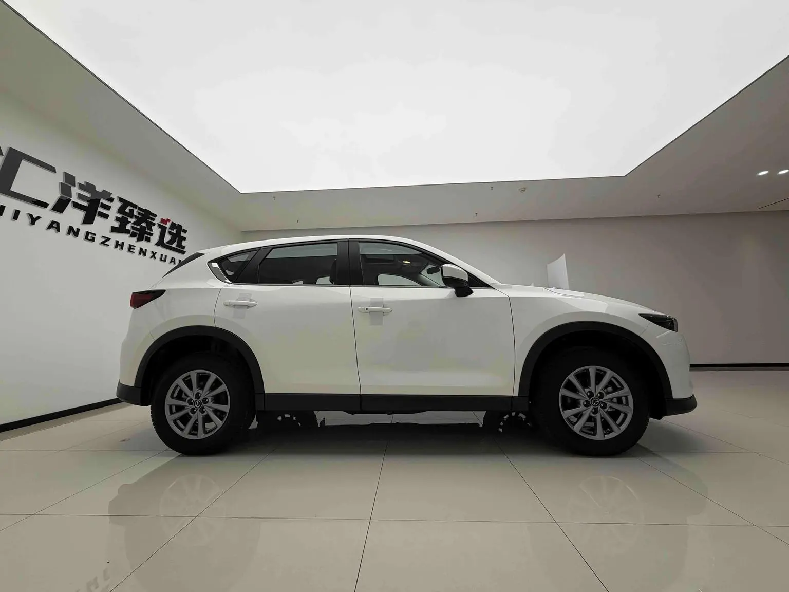 Mazda CX-5 2024 2.0L Auto 2WD Smart