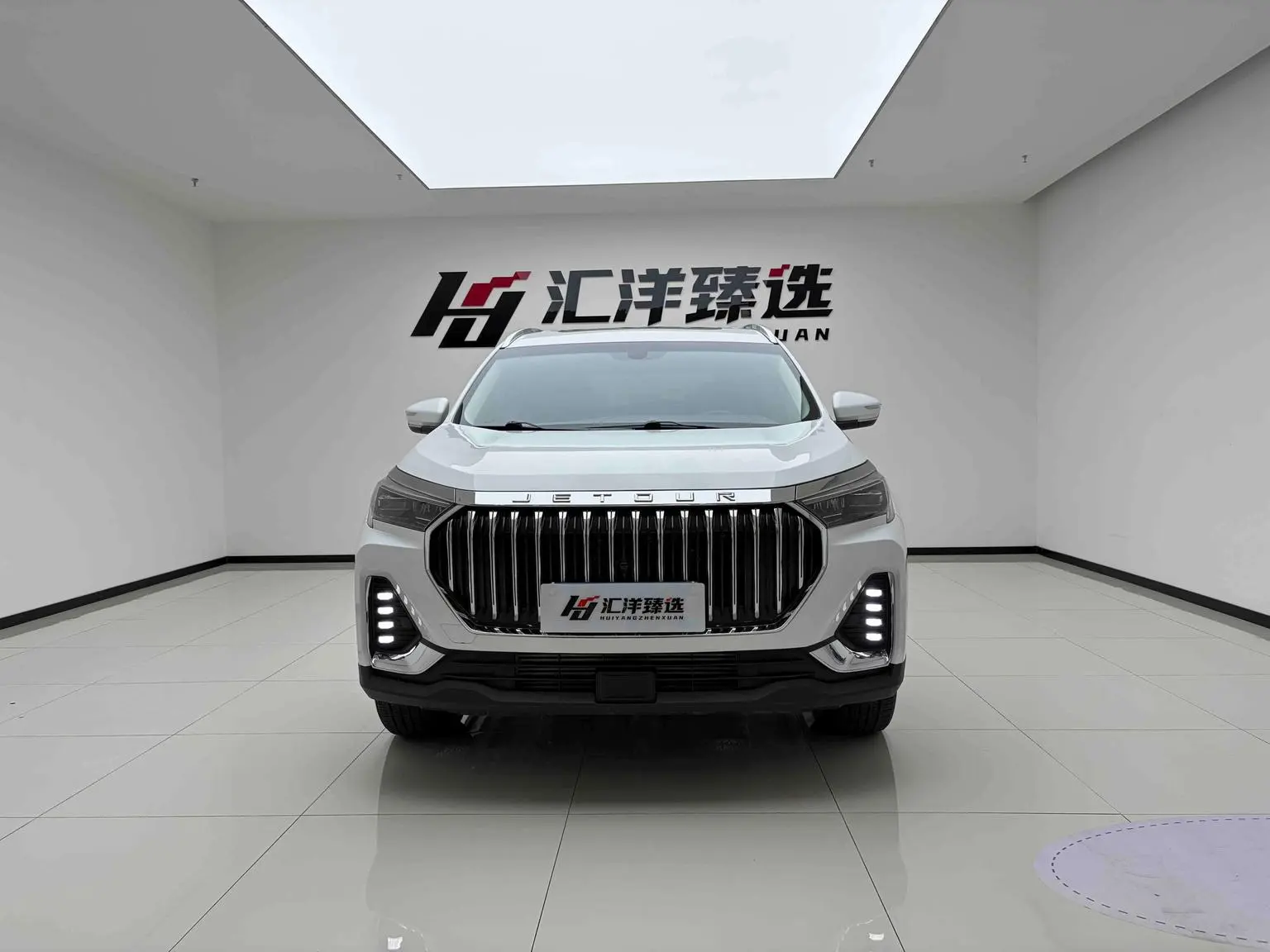 Jetour X90 PLUS 2025 1.6TD DCT Luxury
