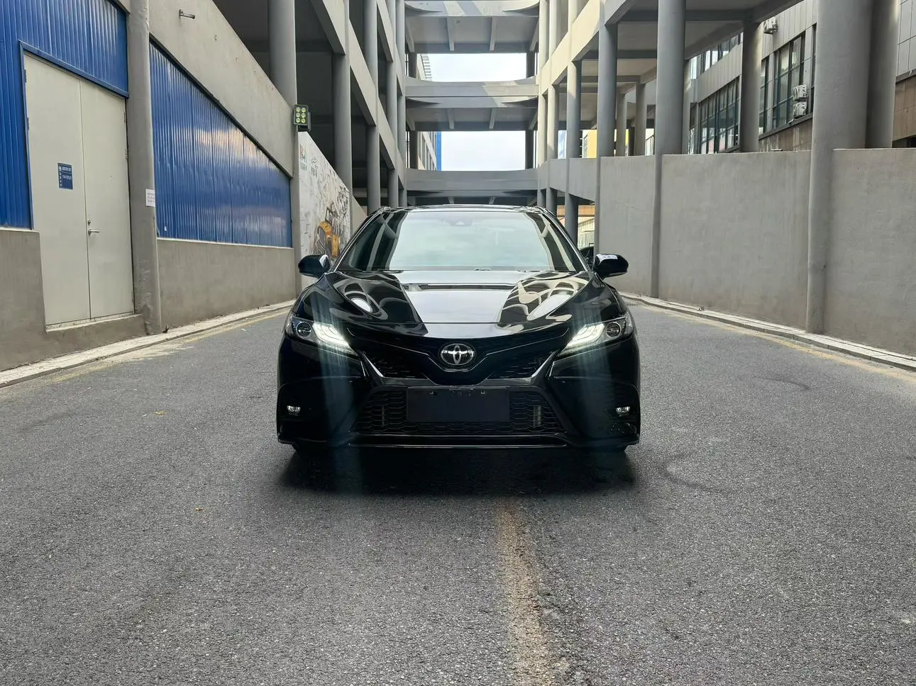 Toyota Camry 2022 2.0S