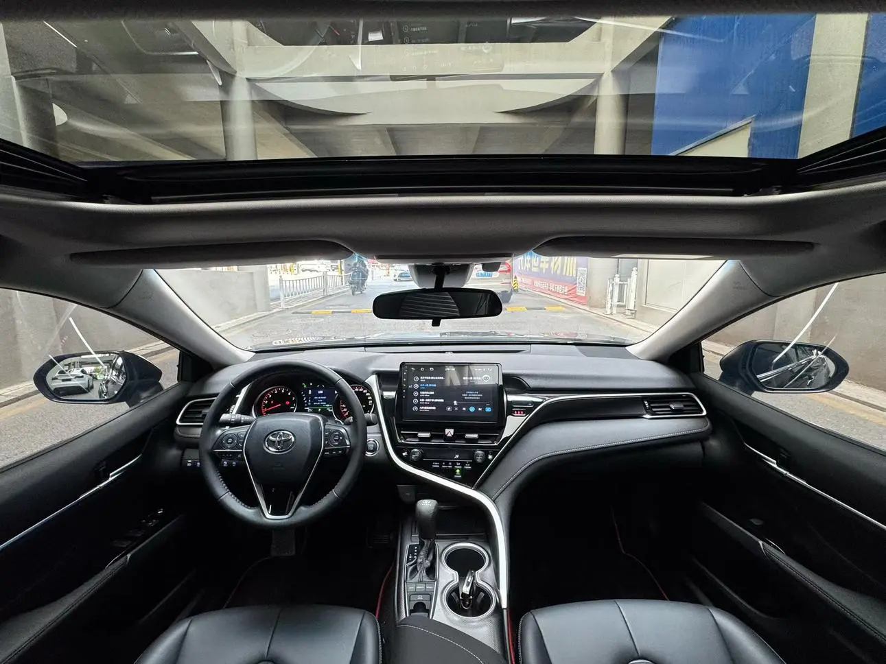 Toyota Camry 2022 2.0S