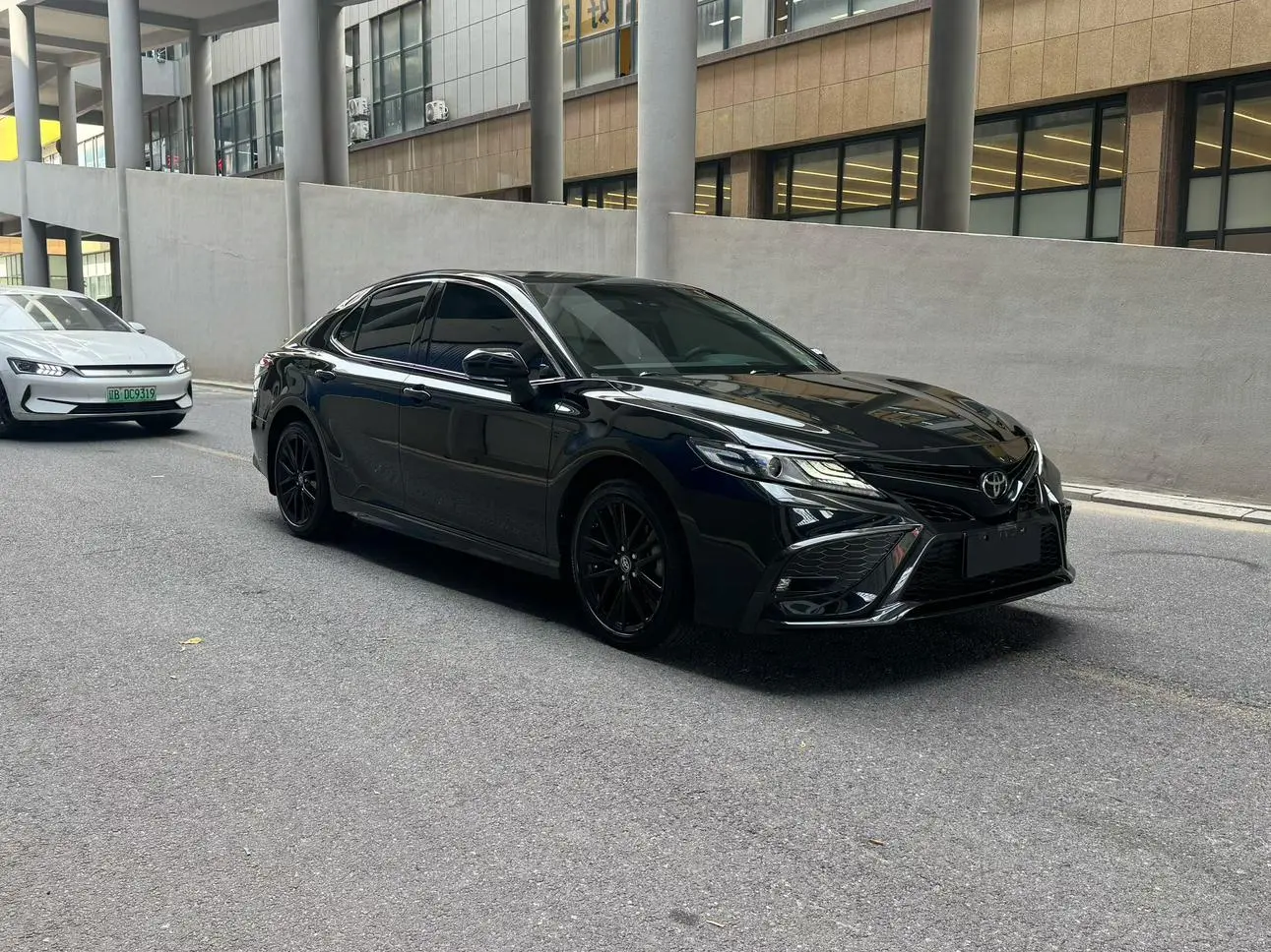 Toyota Camry 2022 2.0S